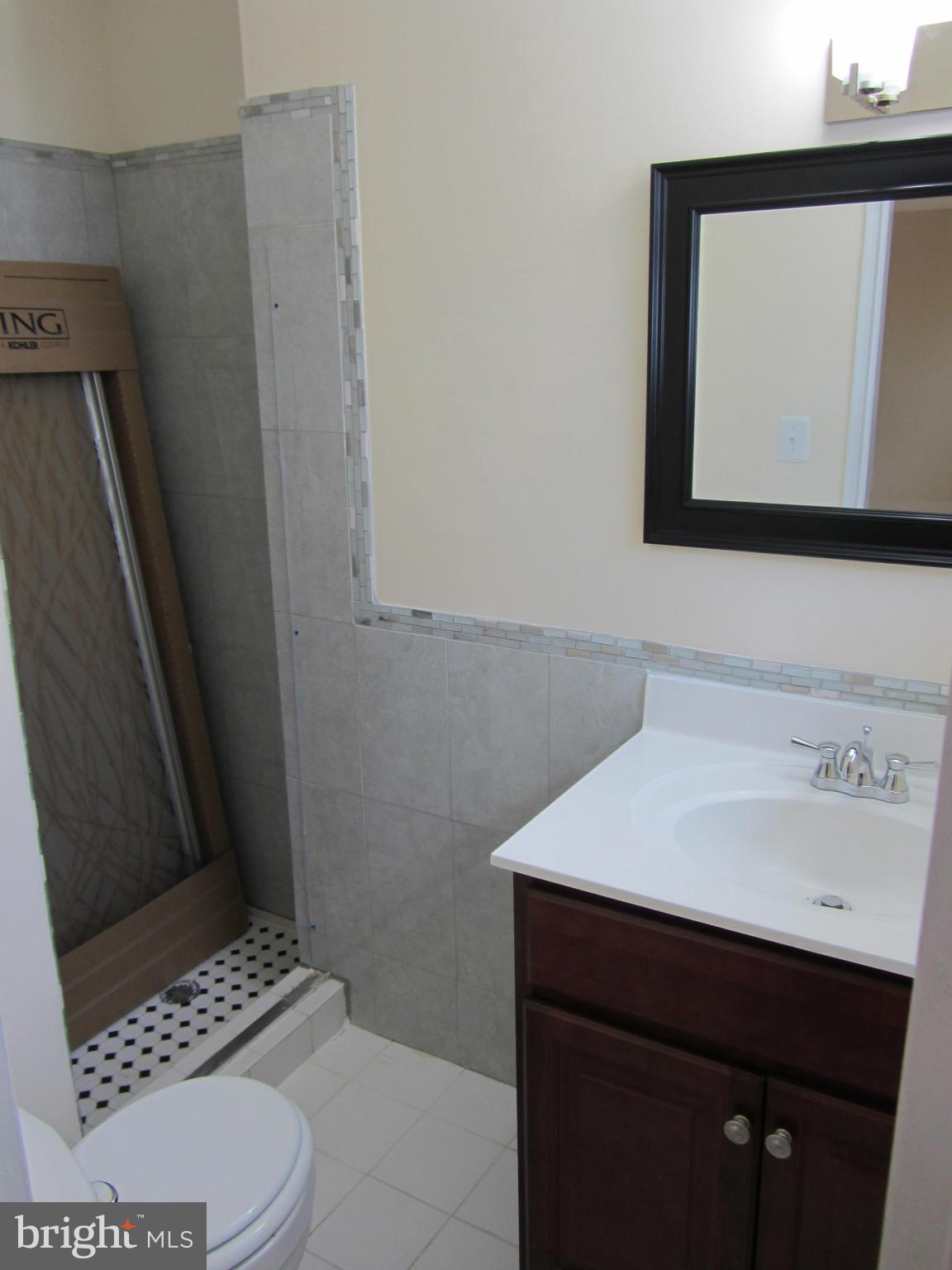 NEWPORT HILLS - Residential