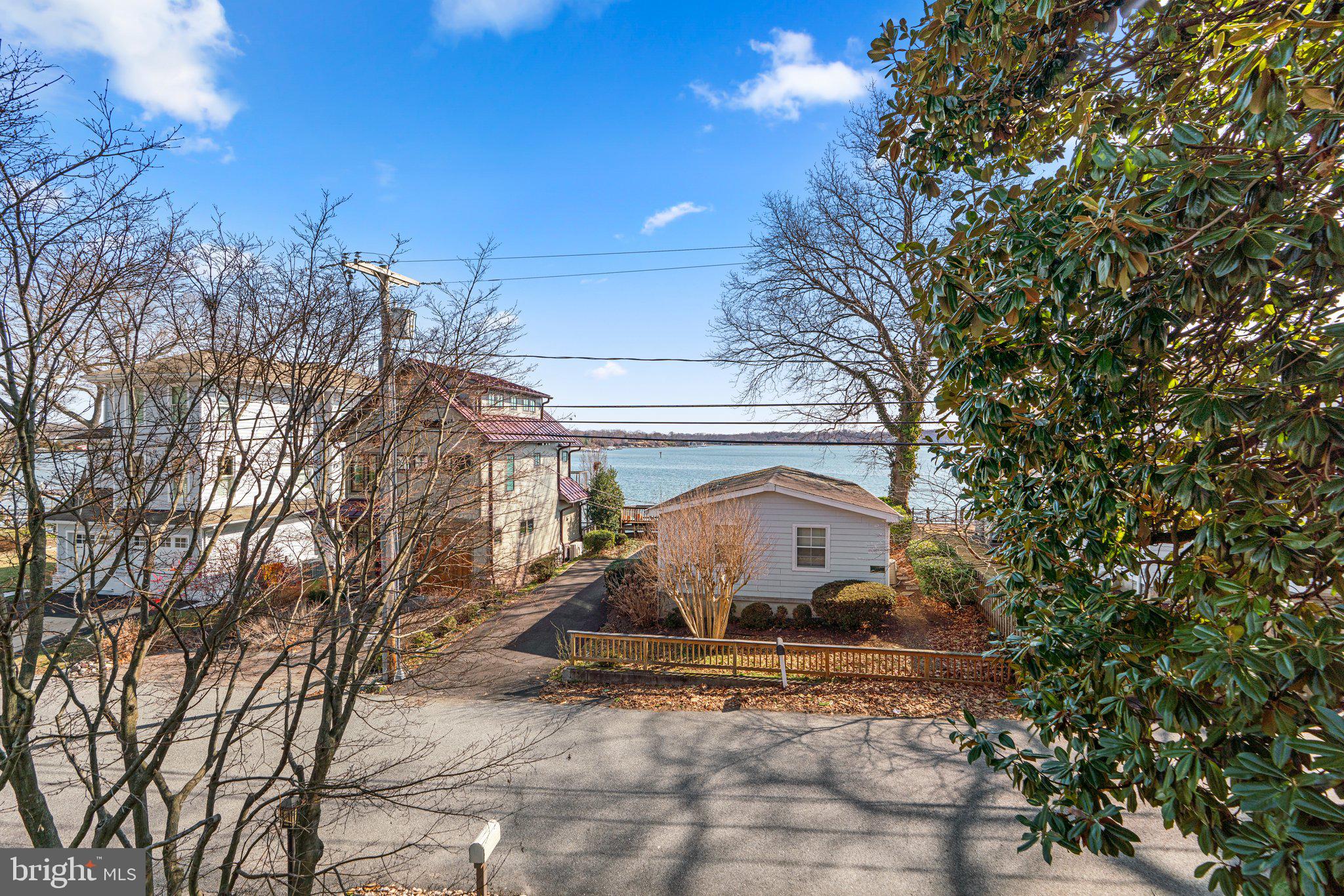 HERALD HARBOR - Residential