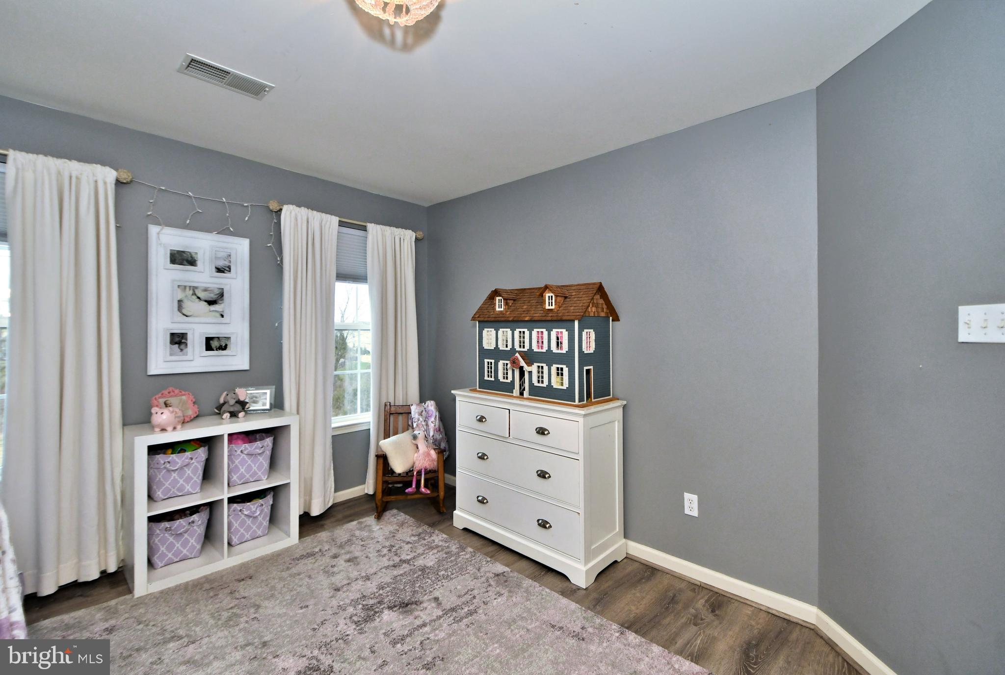 WINDLESTRAE - Residential Lease