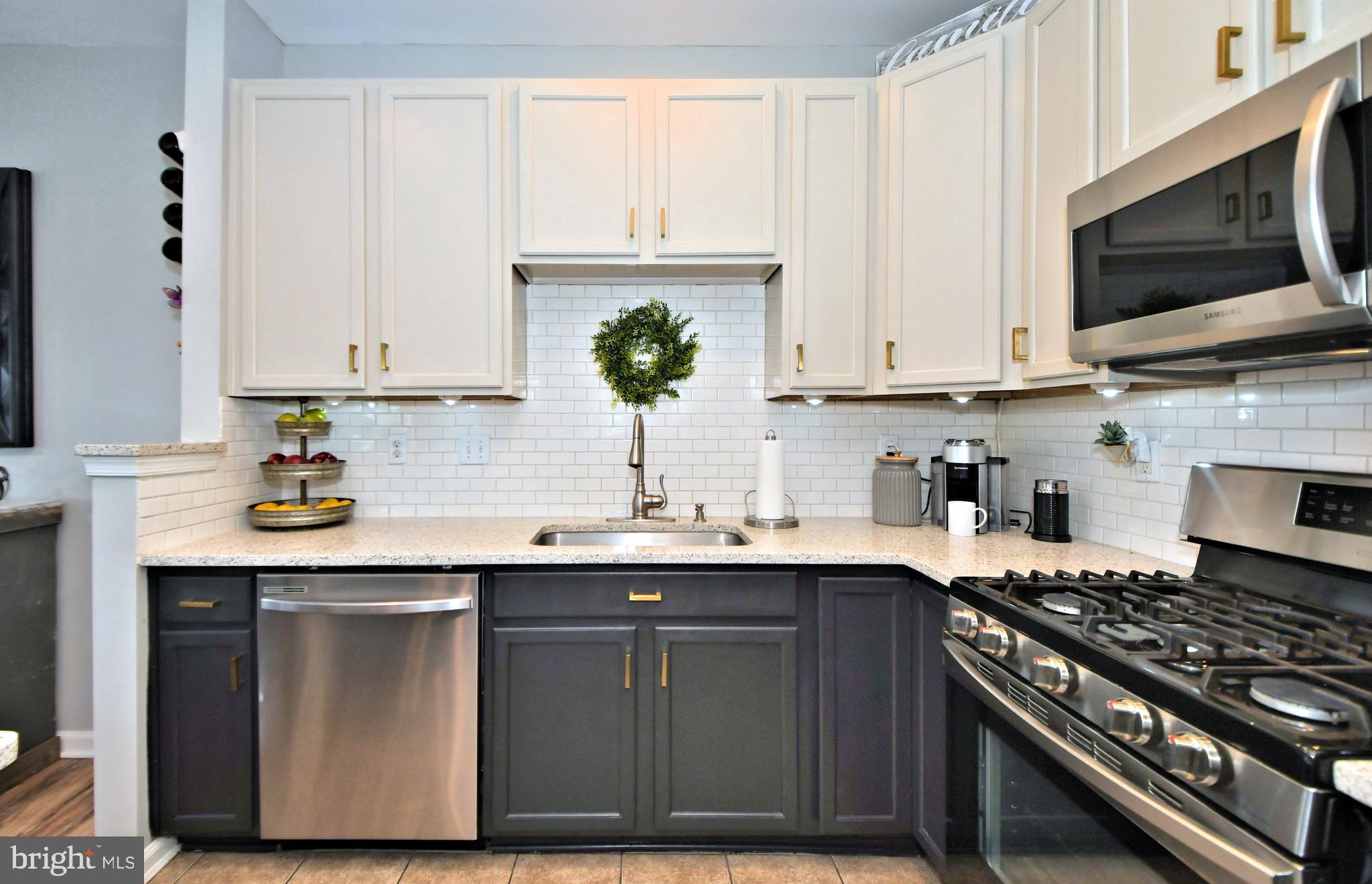 WINDLESTRAE - Residential Lease