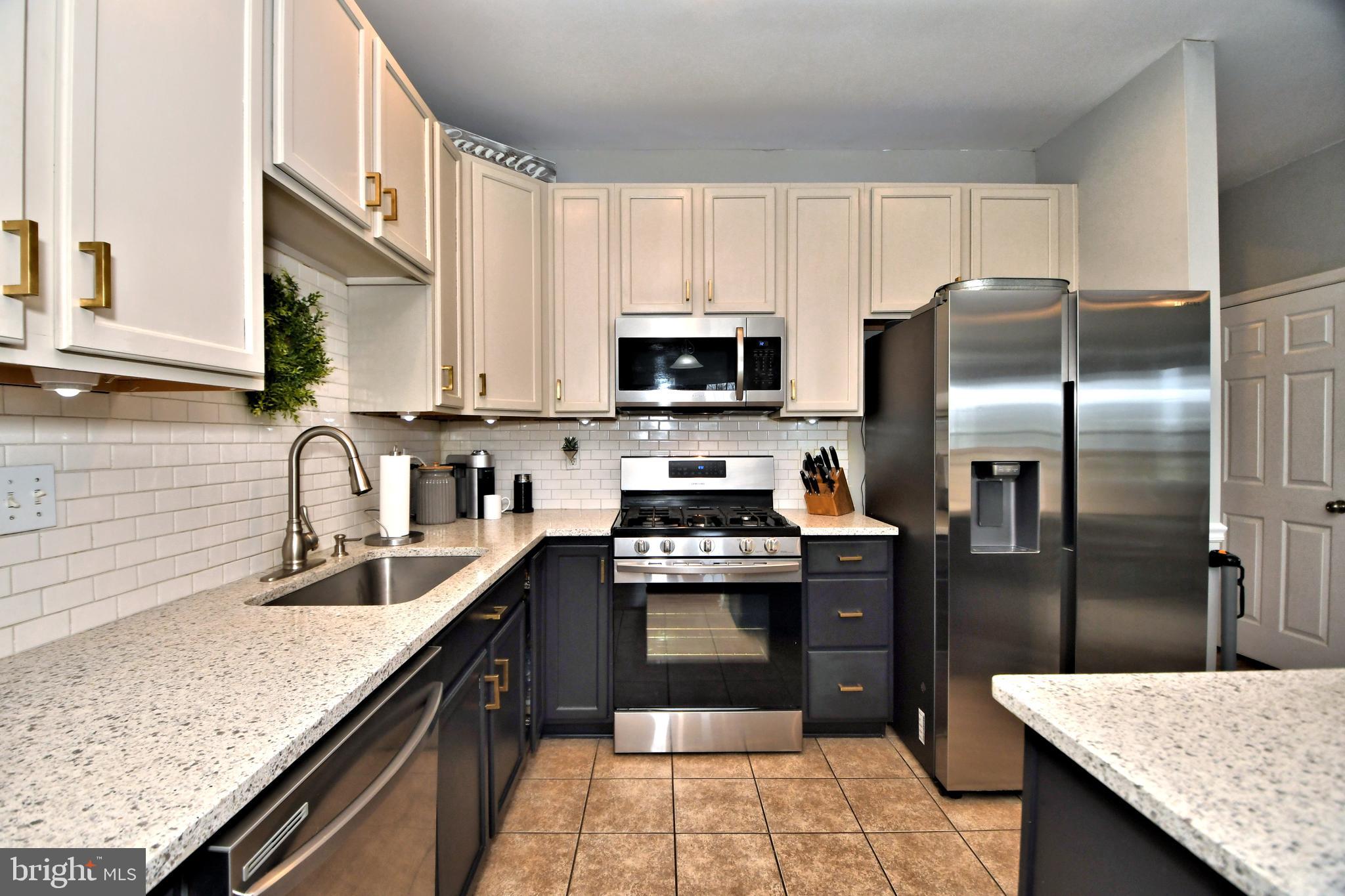 WINDLESTRAE - Residential Lease