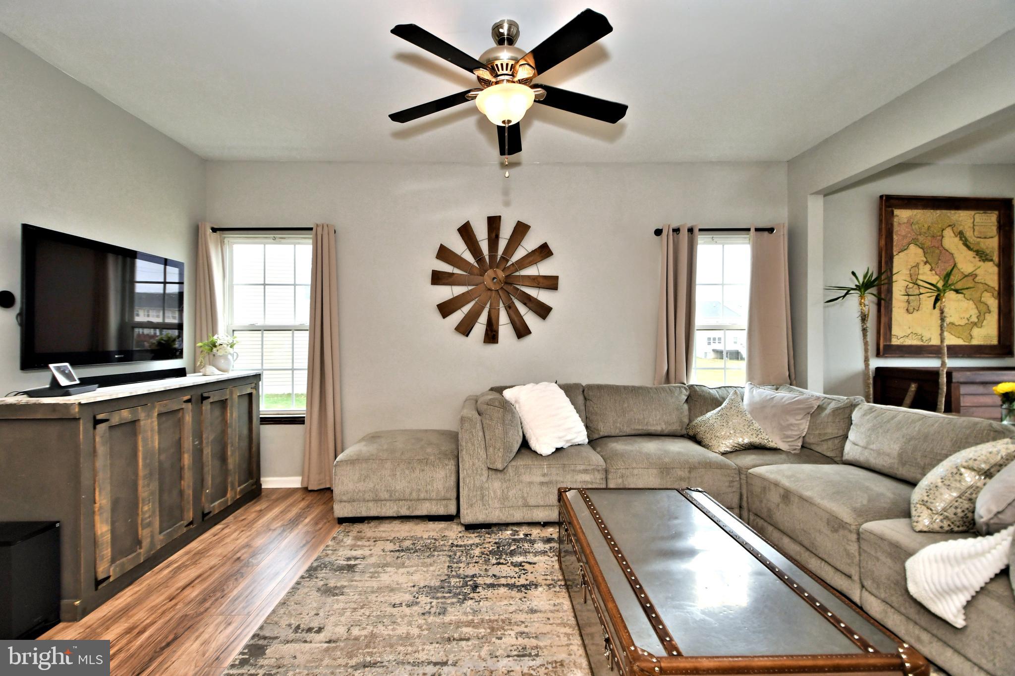 WINDLESTRAE - Residential Lease