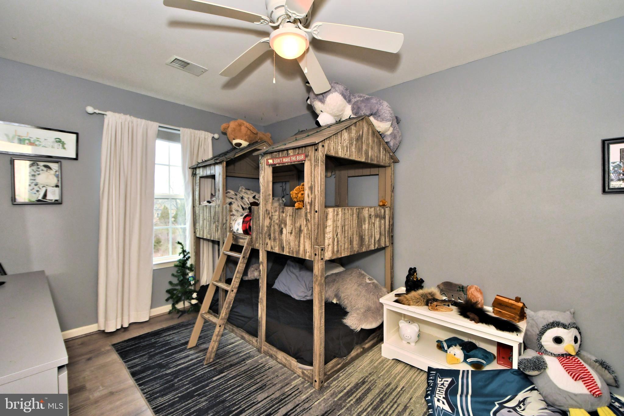 WINDLESTRAE - Residential Lease