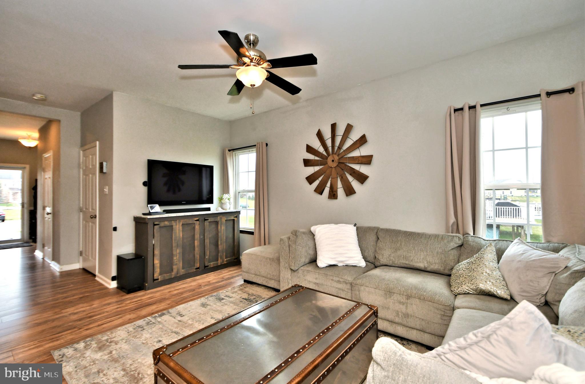 WINDLESTRAE - Residential Lease