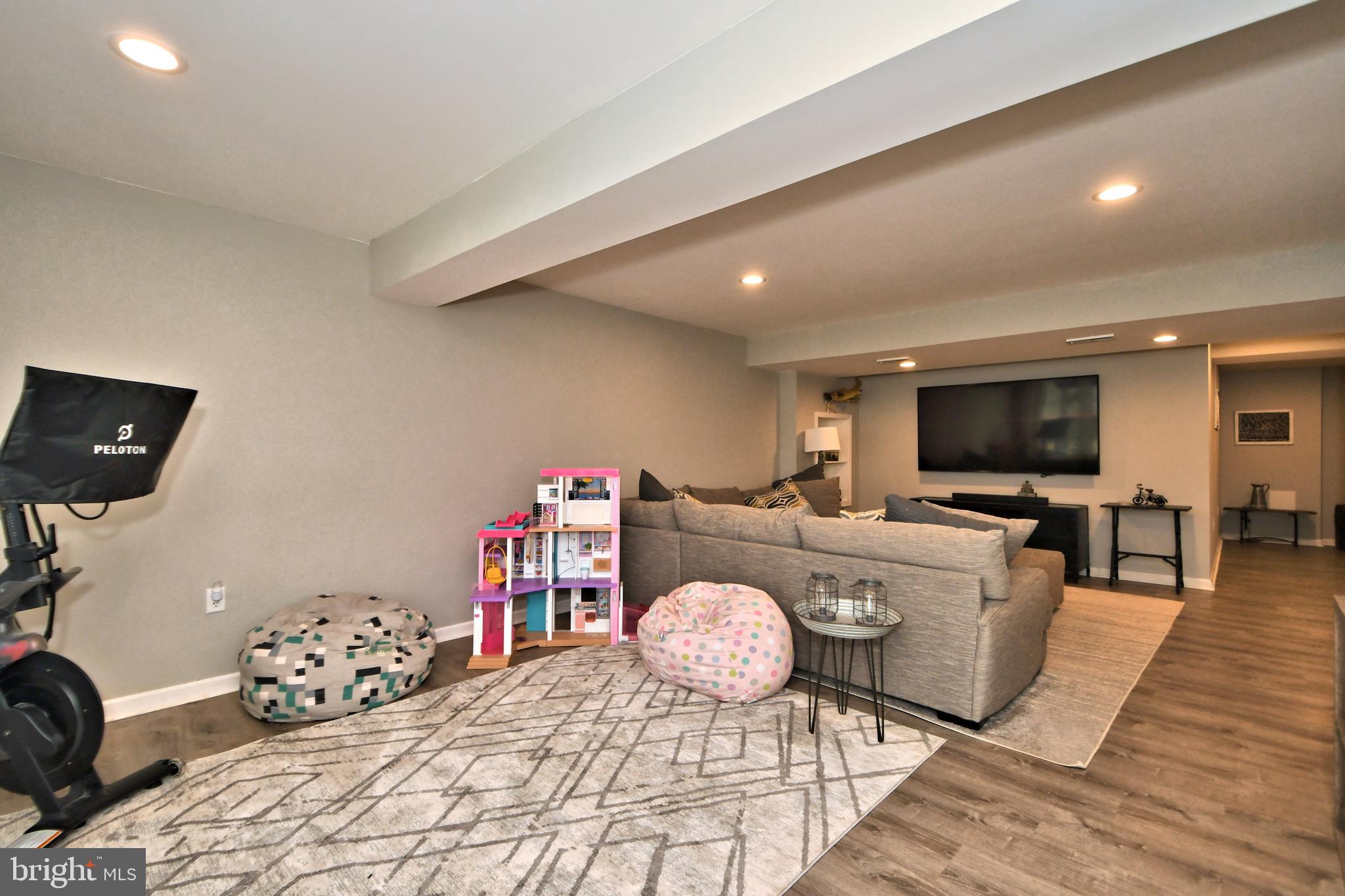 WINDLESTRAE - Residential Lease