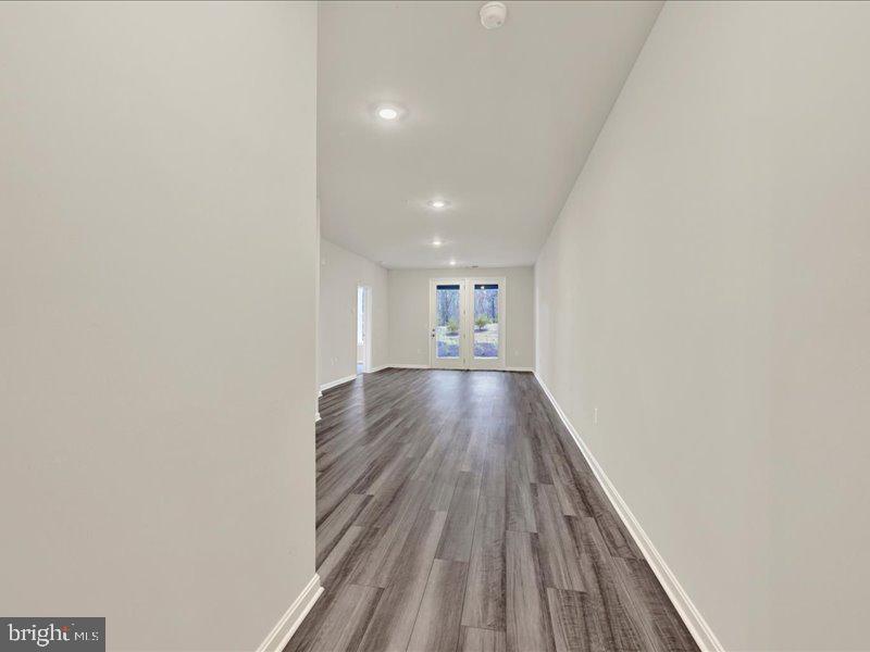 BEECHFIELD MANORS - Residential