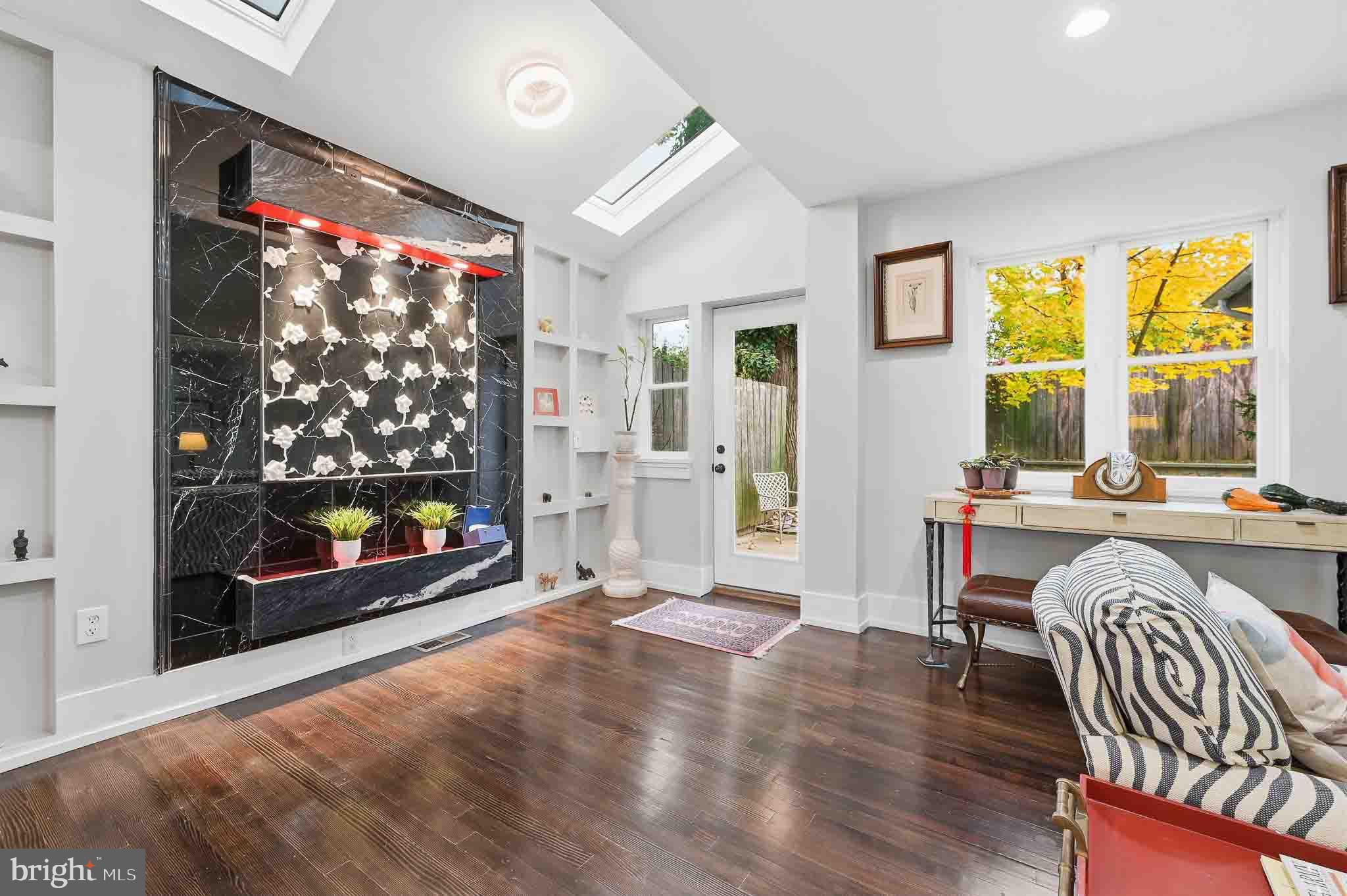 COOL SPRING - Residential