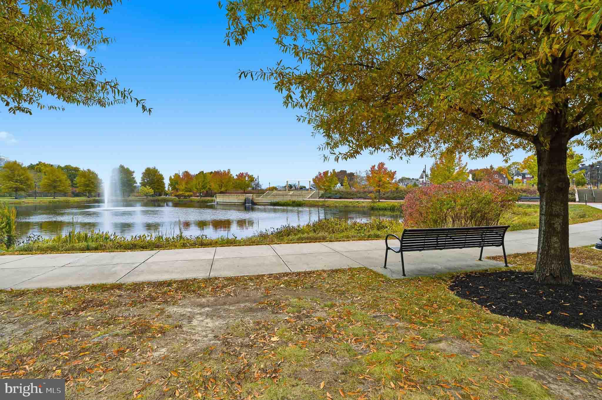 COOL SPRING - Residential