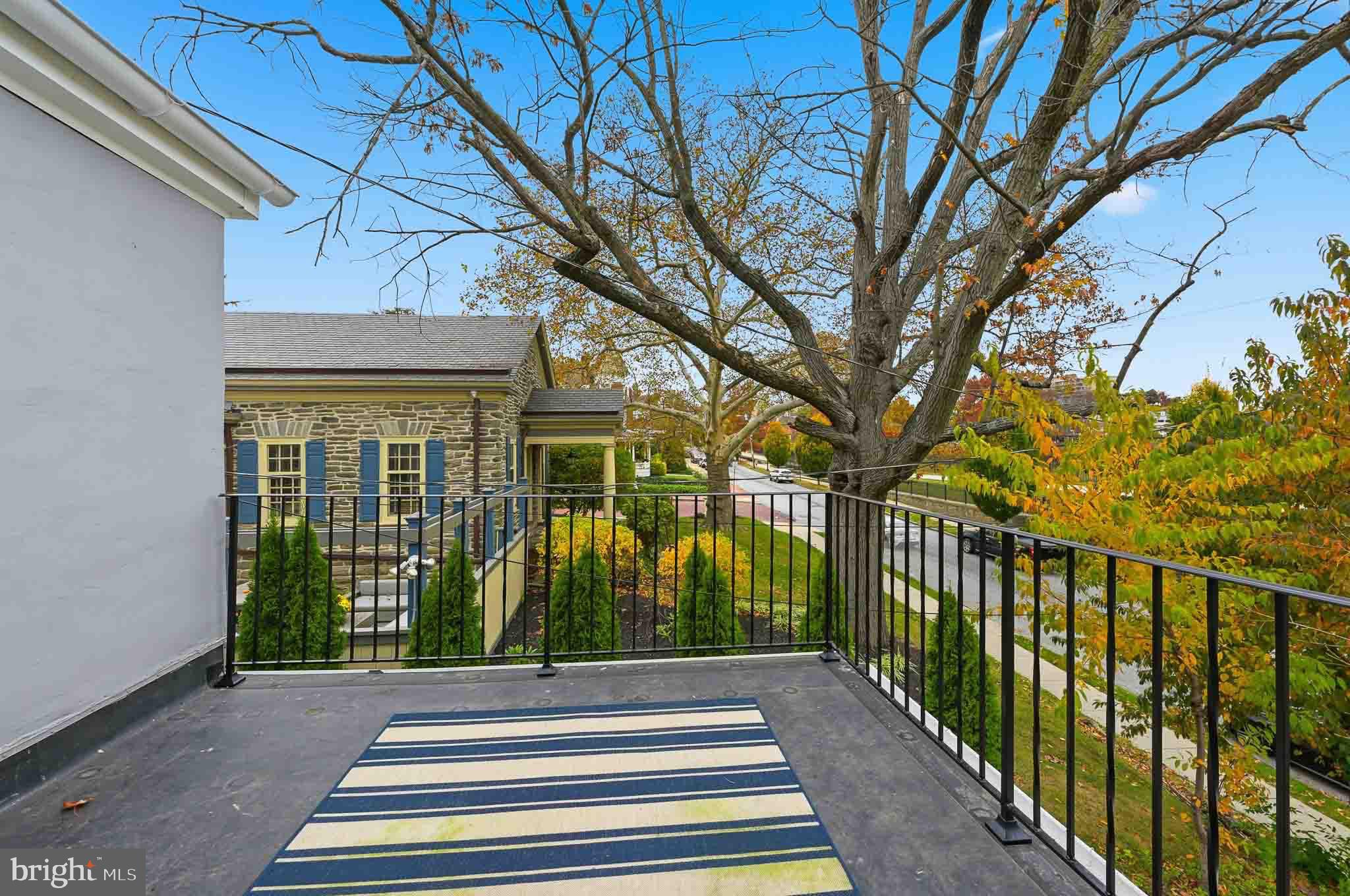 COOL SPRING - Residential