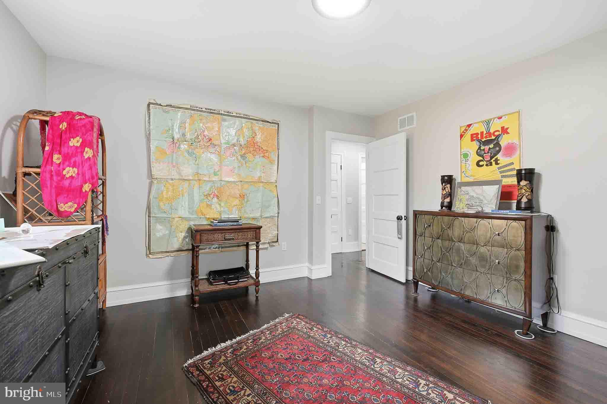 COOL SPRING - Residential