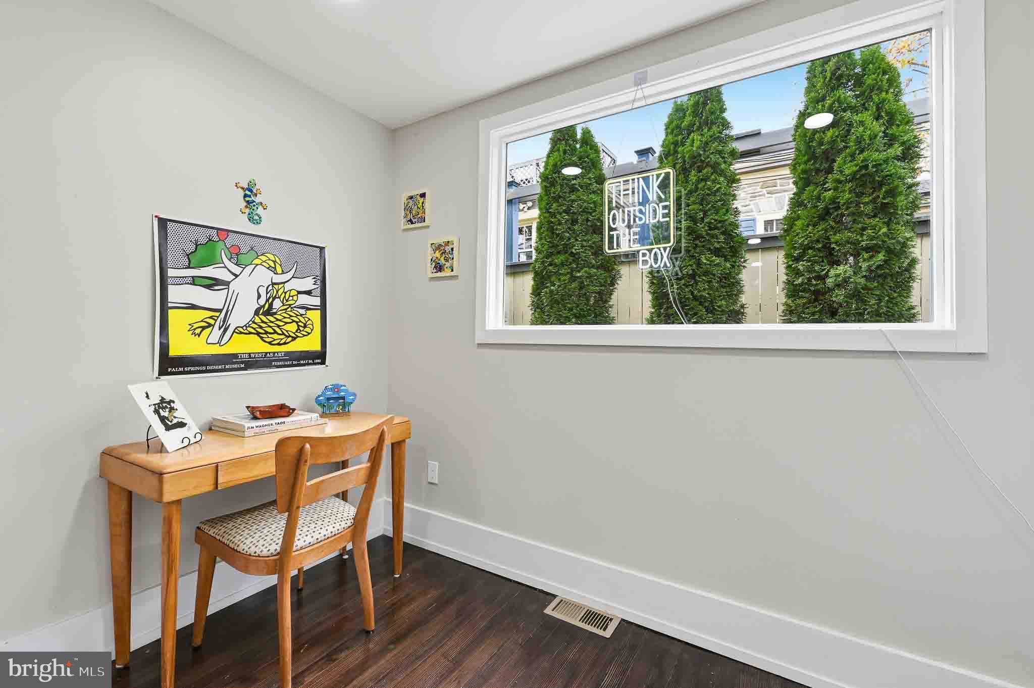 COOL SPRING - Residential