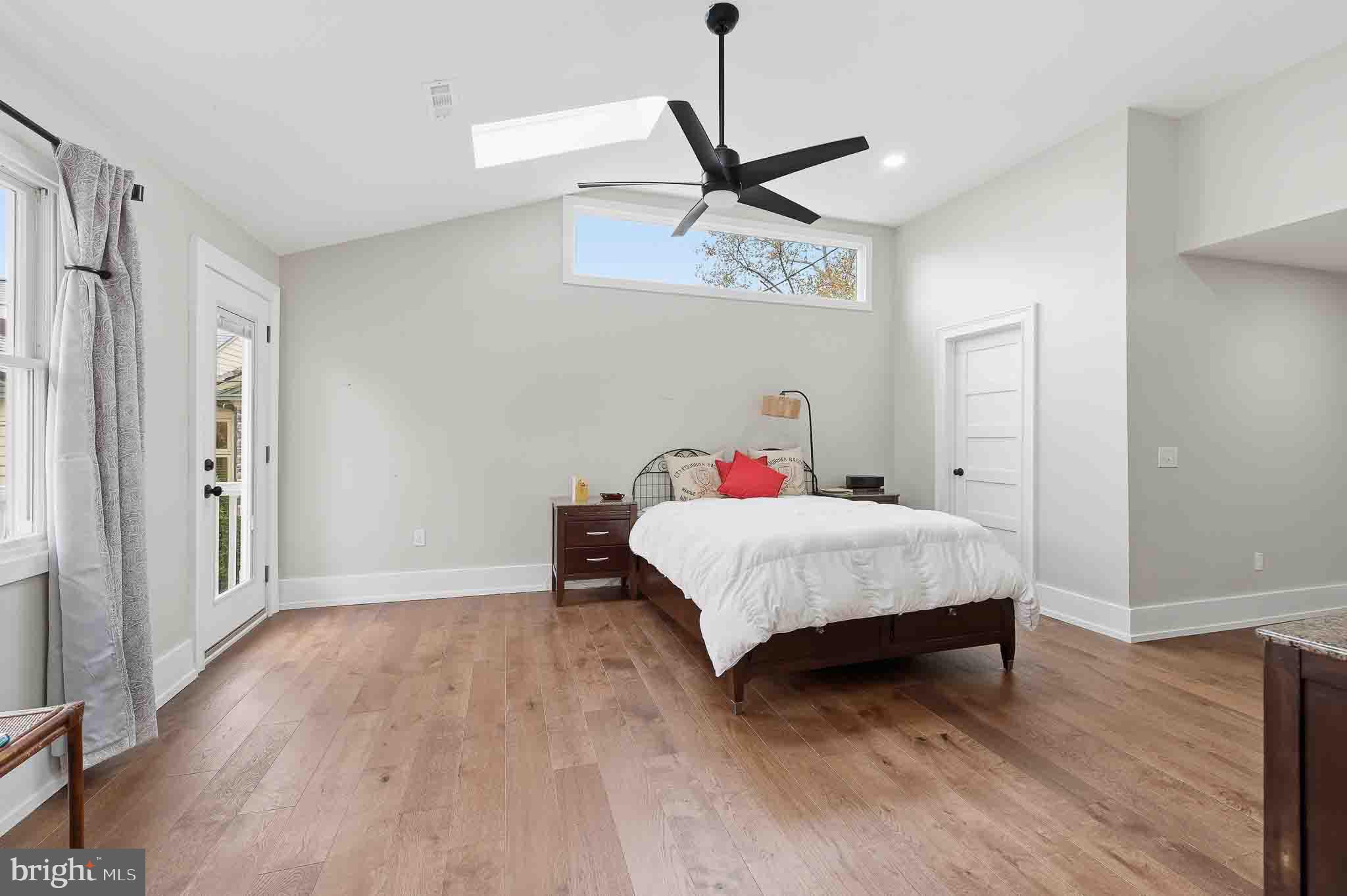 COOL SPRING - Residential