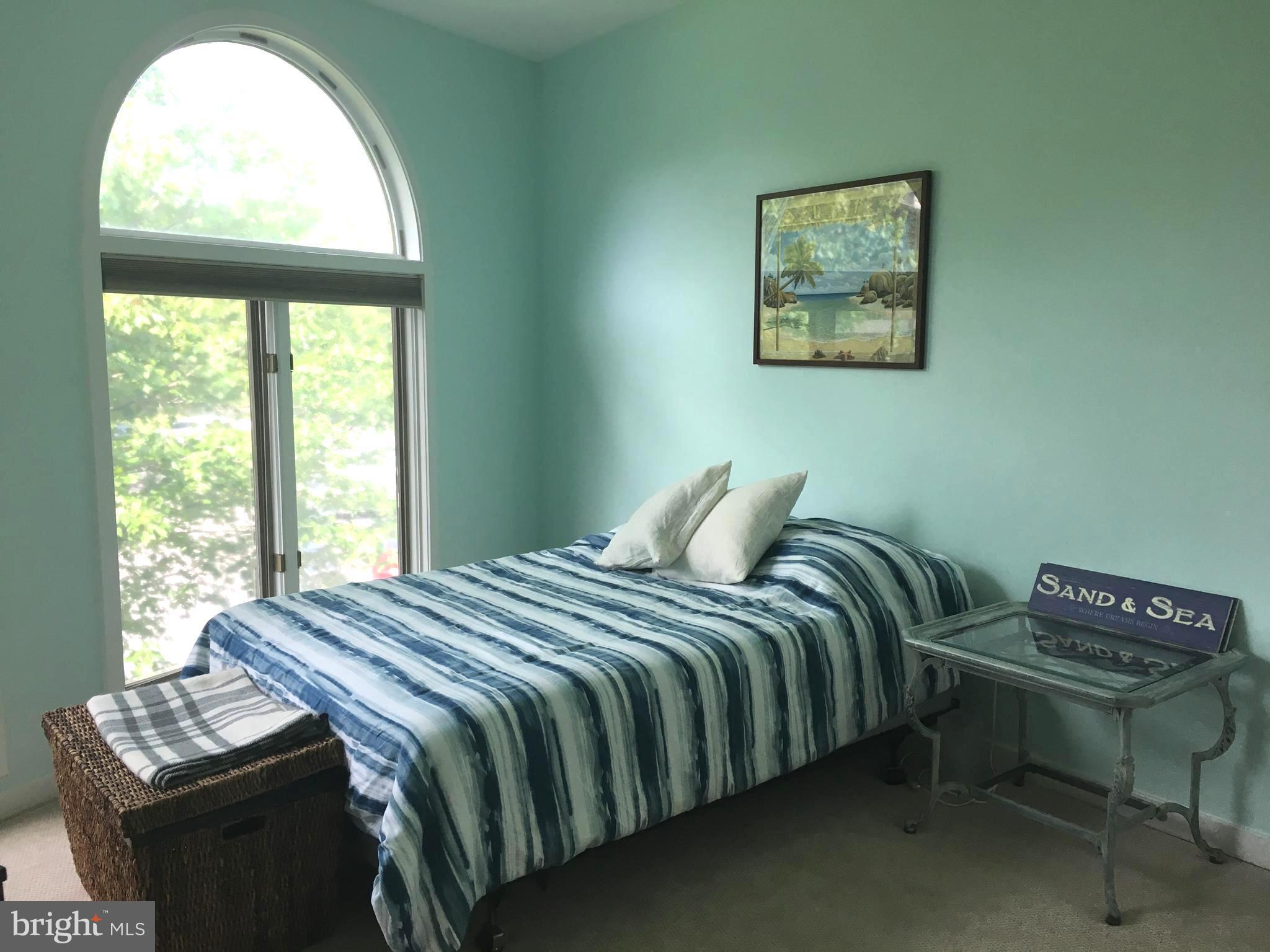 VILLAGE OF CHESAPEAKE HARBOUR - Residential Lease