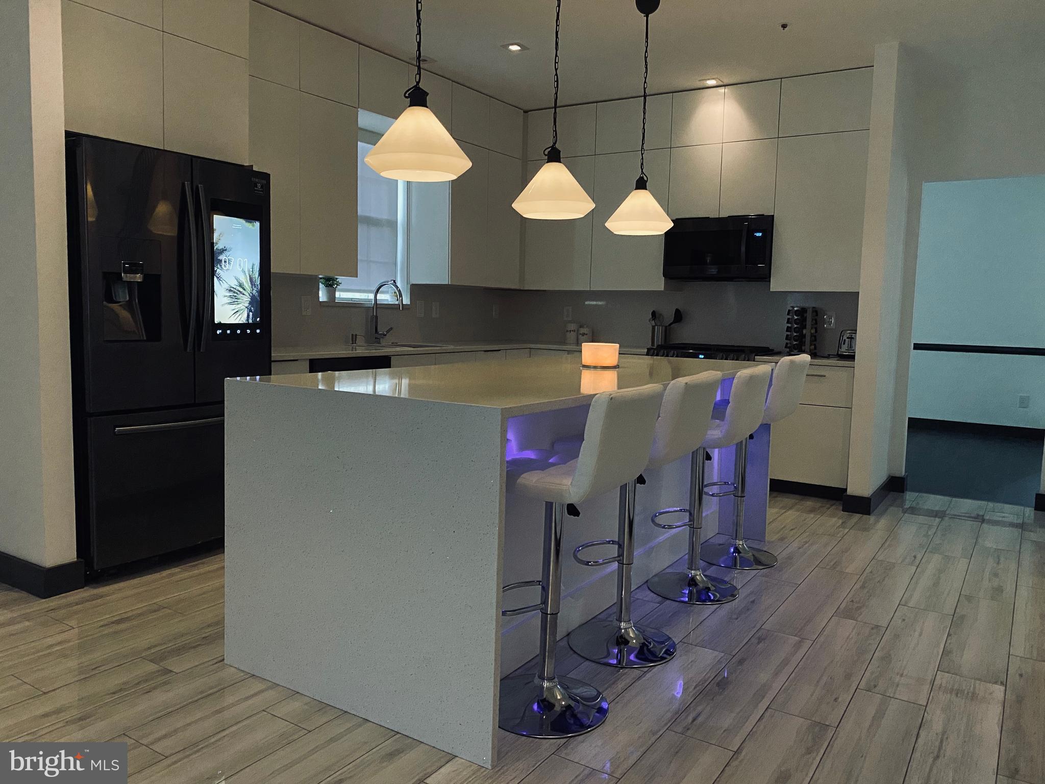 GLENN ESTATES - Residential