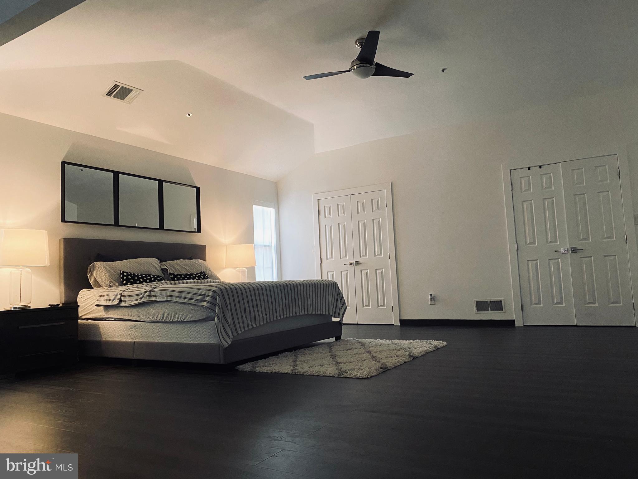 GLENN ESTATES - Residential