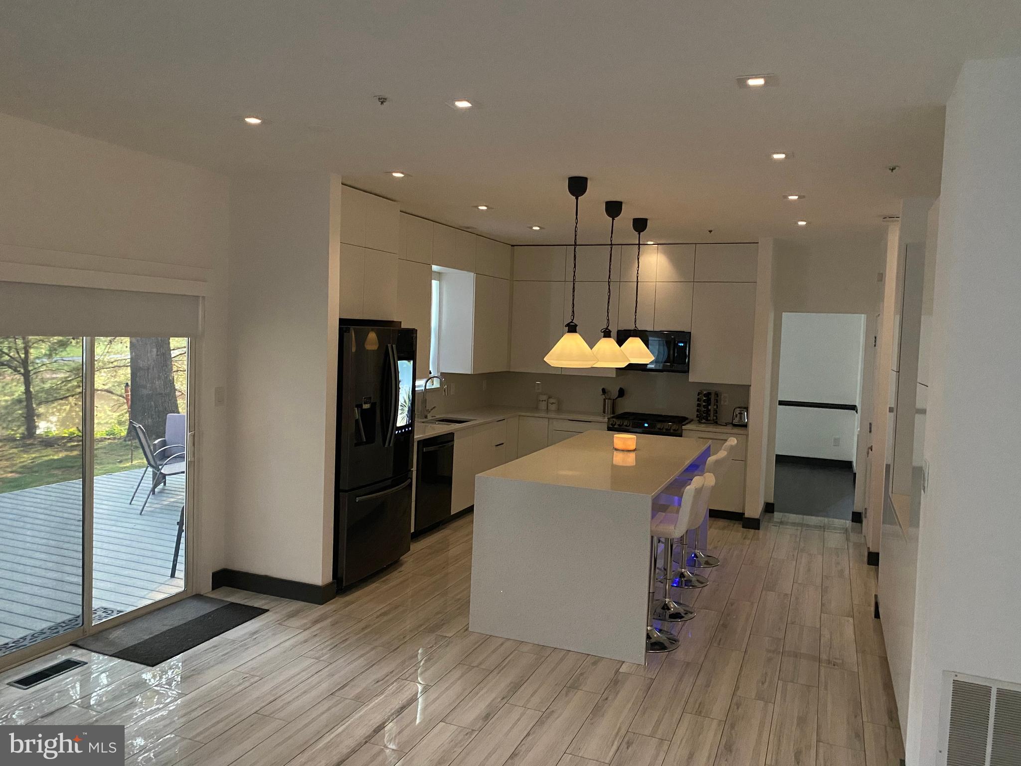 GLENN ESTATES - Residential