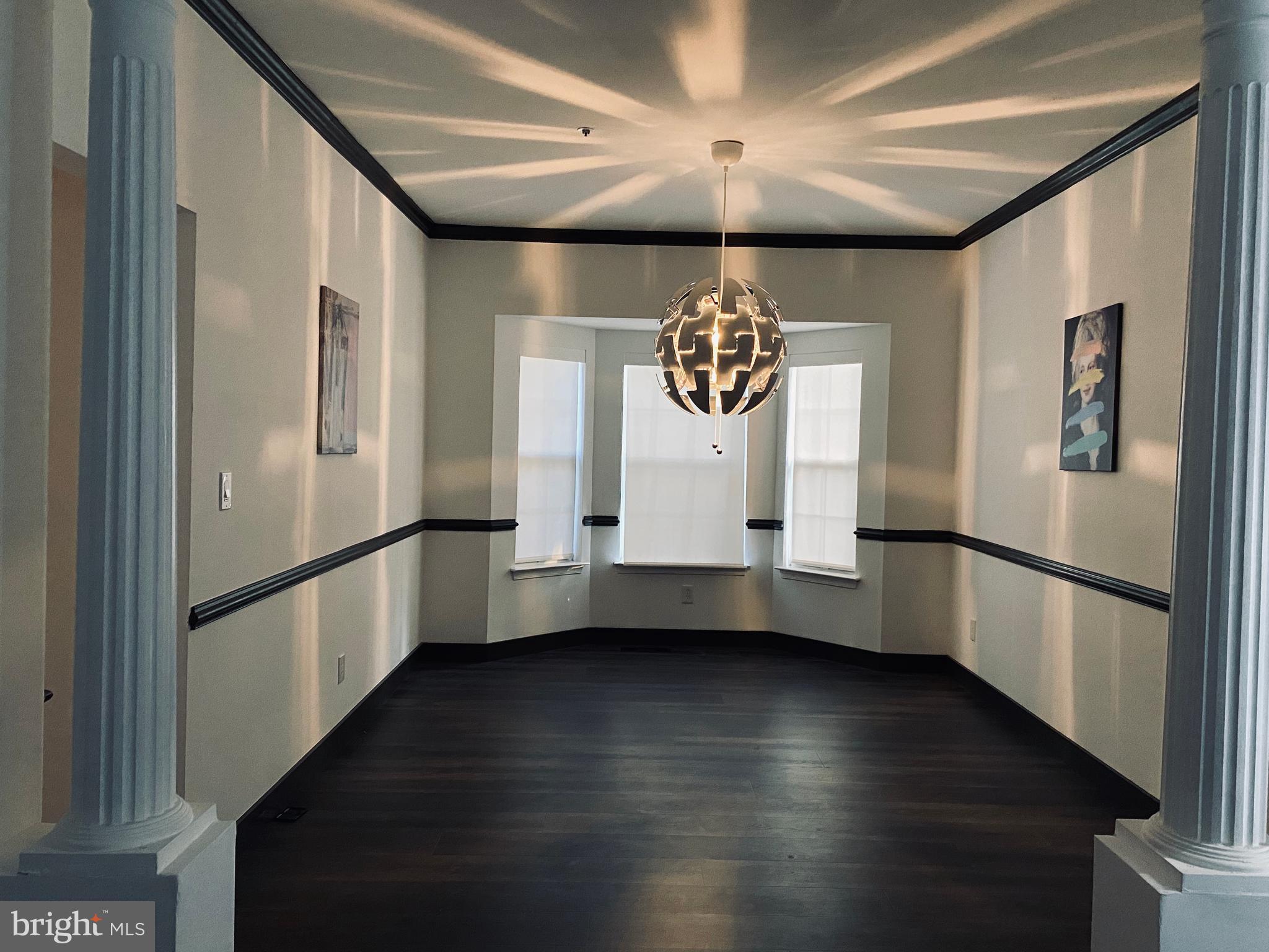 GLENN ESTATES - Residential