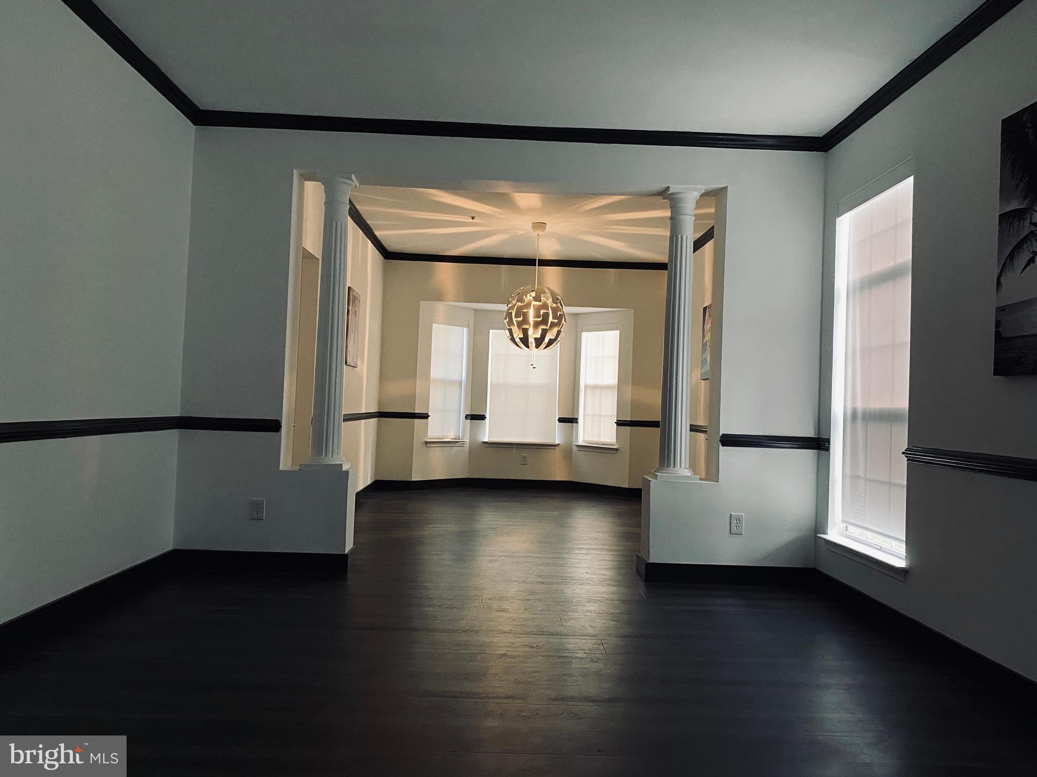 GLENN ESTATES - Residential