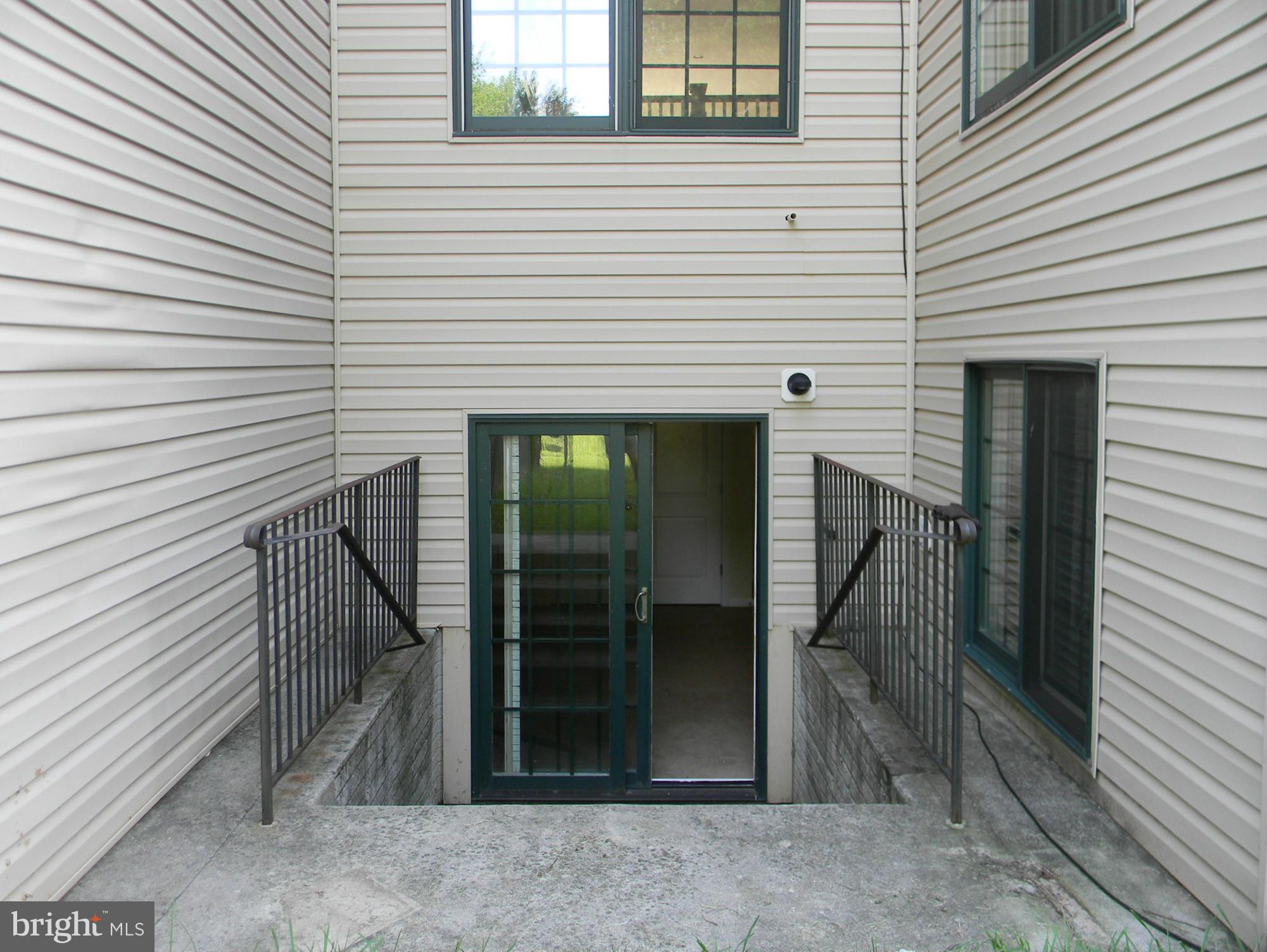 ROXBURY MEWS - Residential