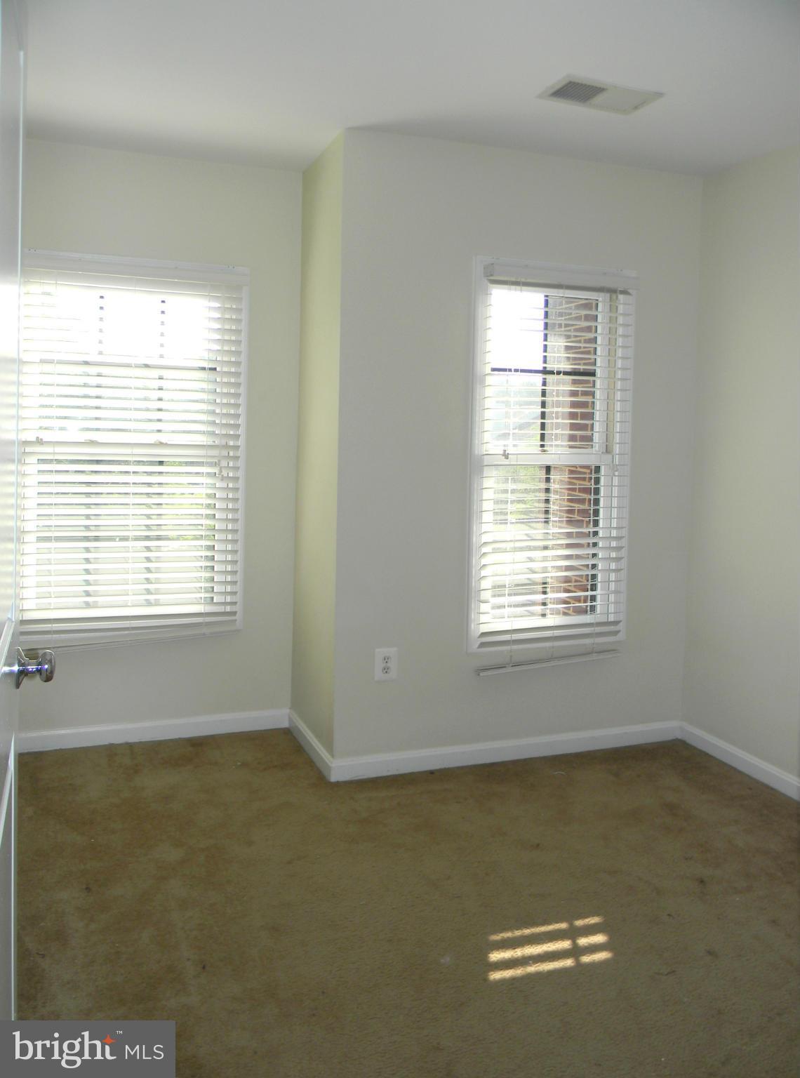 ROXBURY MEWS - Residential