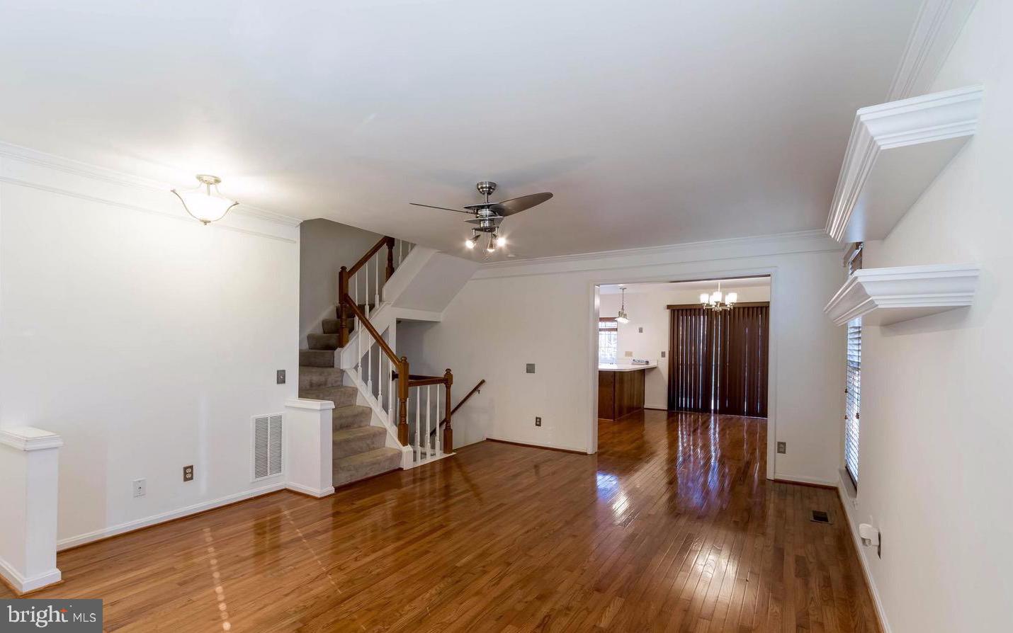 RIVER OAKS - Residential Lease