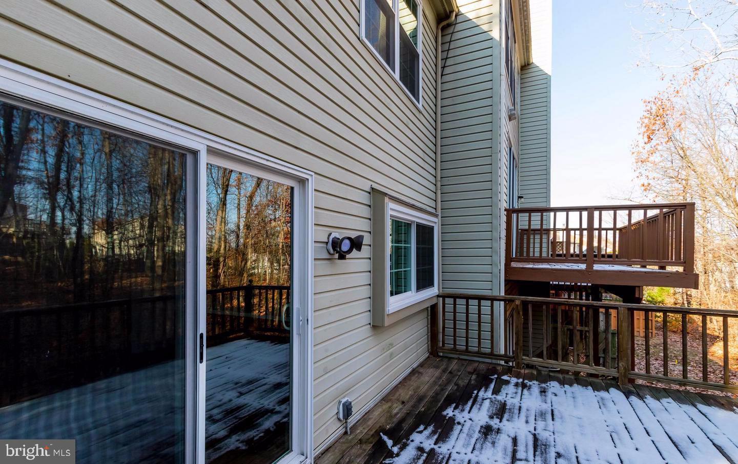 RIVER OAKS - Residential Lease