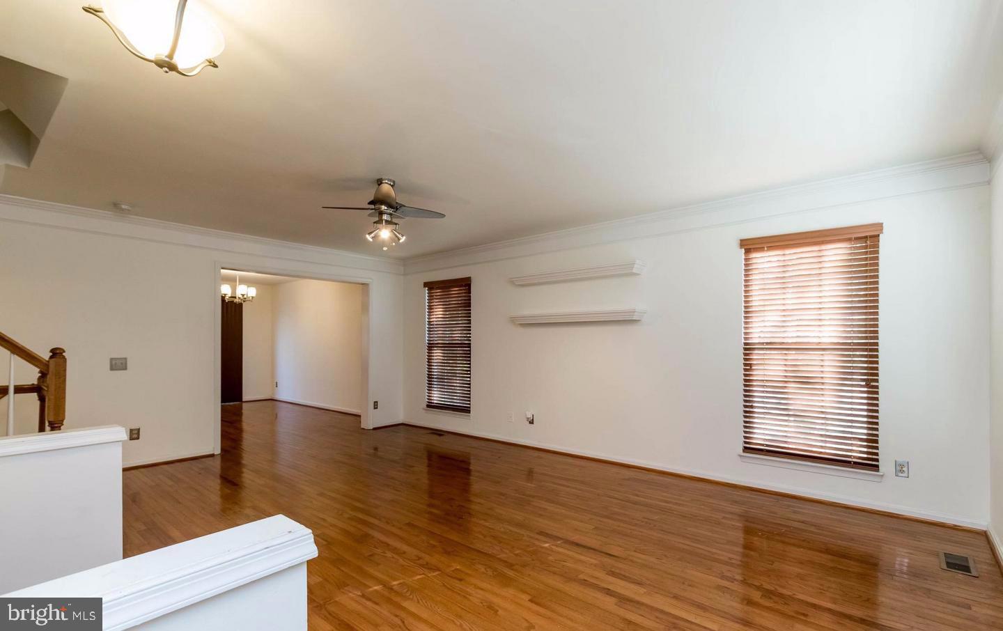 RIVER OAKS - Residential Lease