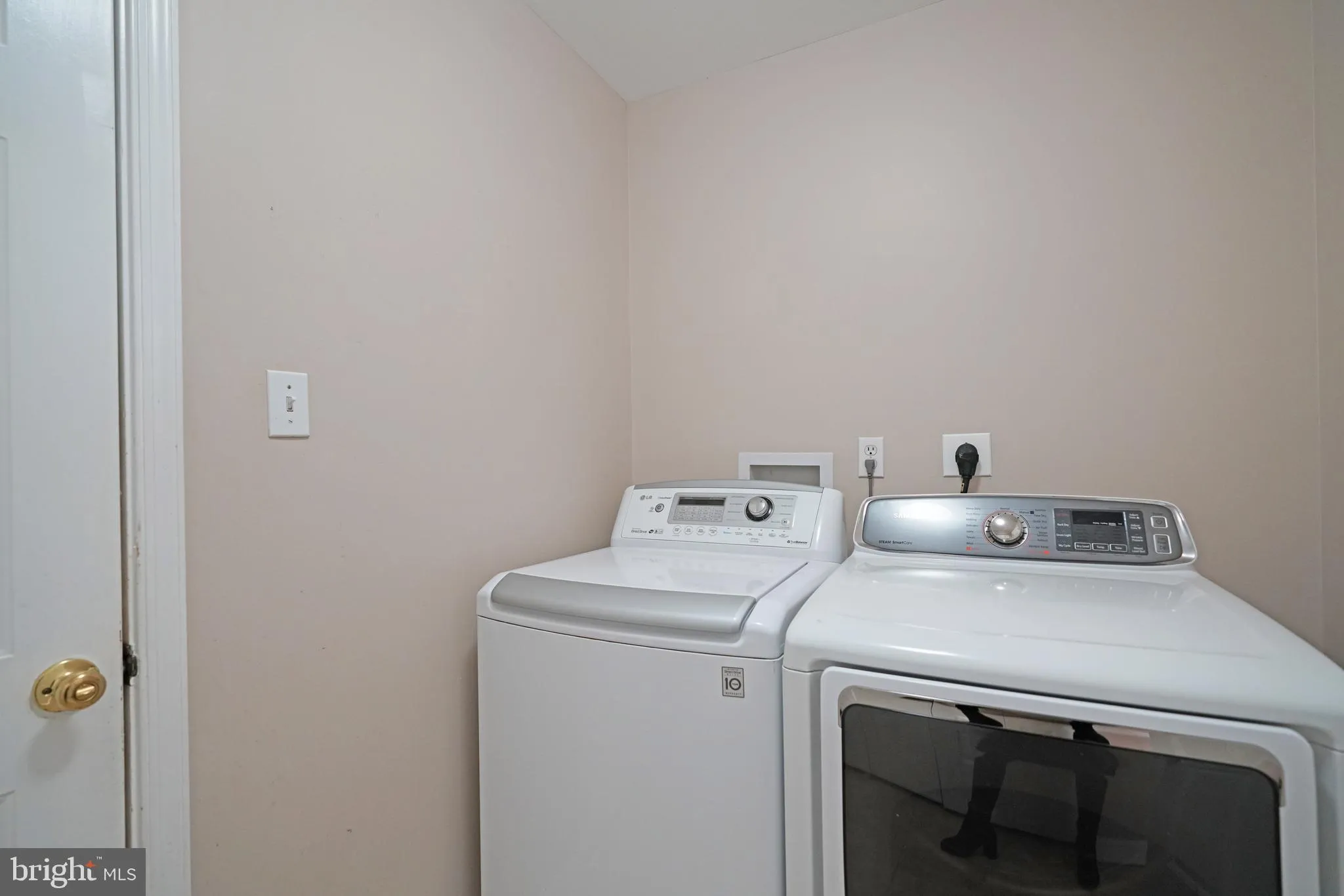 Lewes, Delaware 19958, United States, 3 Bedrooms Bedrooms, ,2 BathroomsBathrooms,Residential,Active,1558