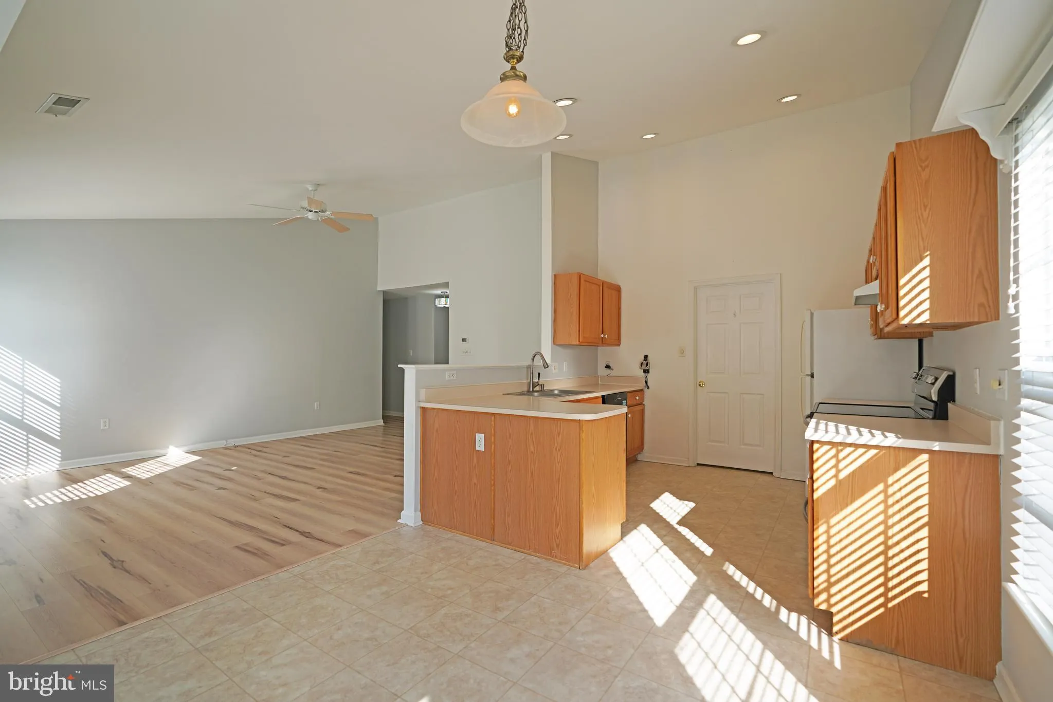 Lewes, Delaware 19958, United States, 3 Bedrooms Bedrooms, ,2 BathroomsBathrooms,Residential,Active,1558