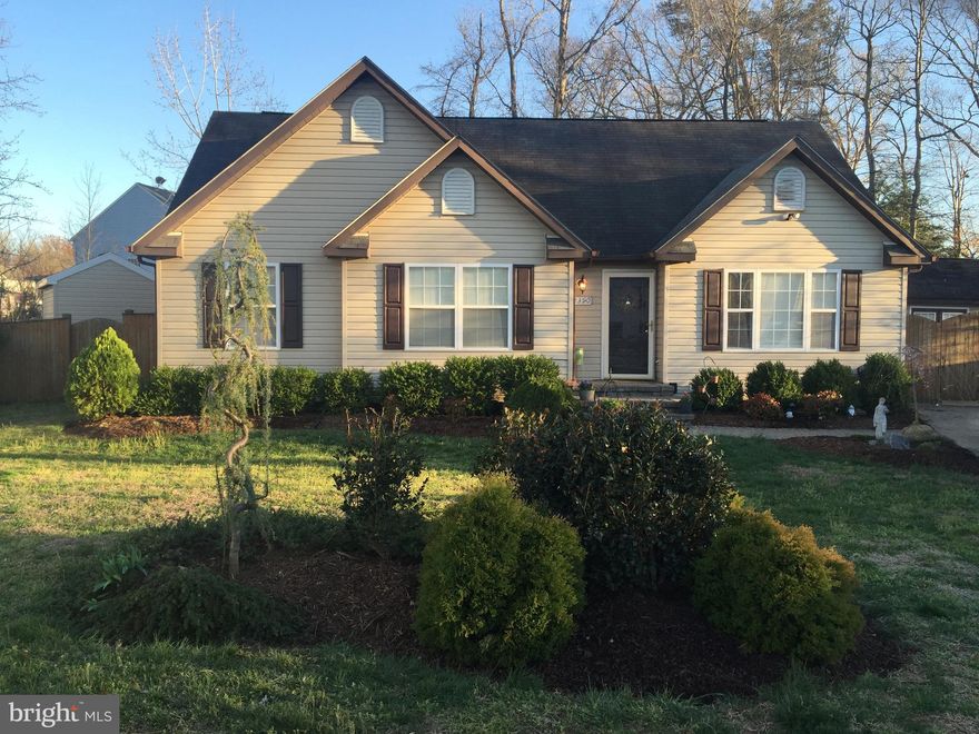 Cute rambler located on cul de sac. Easy commuter location - DC, NOVA, Andrew's AFB, etc. Close to restaurants and shopping. Move in ready with fresh paint throughout.  Fantastic back yard - partly wooded and partly cleared with a large paver patio for relaxing or entertaining. 2 sheds offer additional storage space. Pets case by case. Minimum Credit Score 650 required. Agent is Owner.