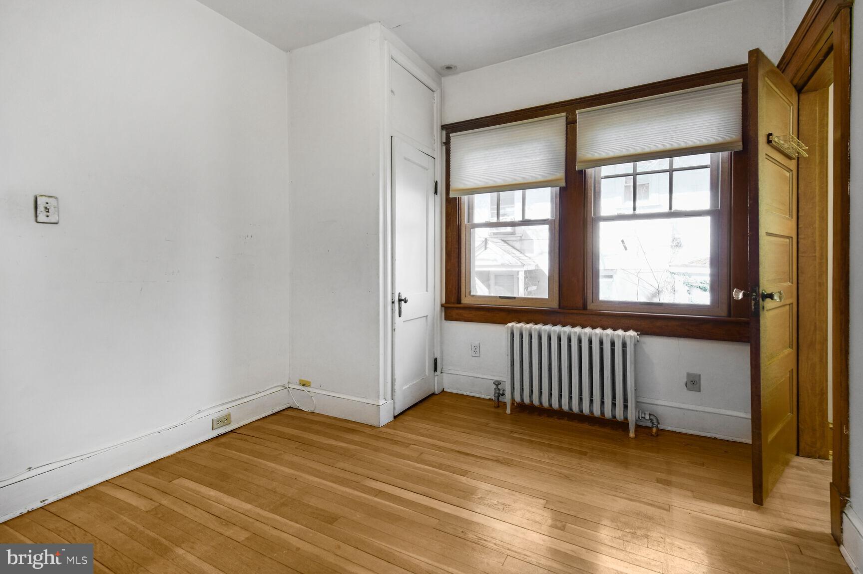 SILVER SPRING - Residential