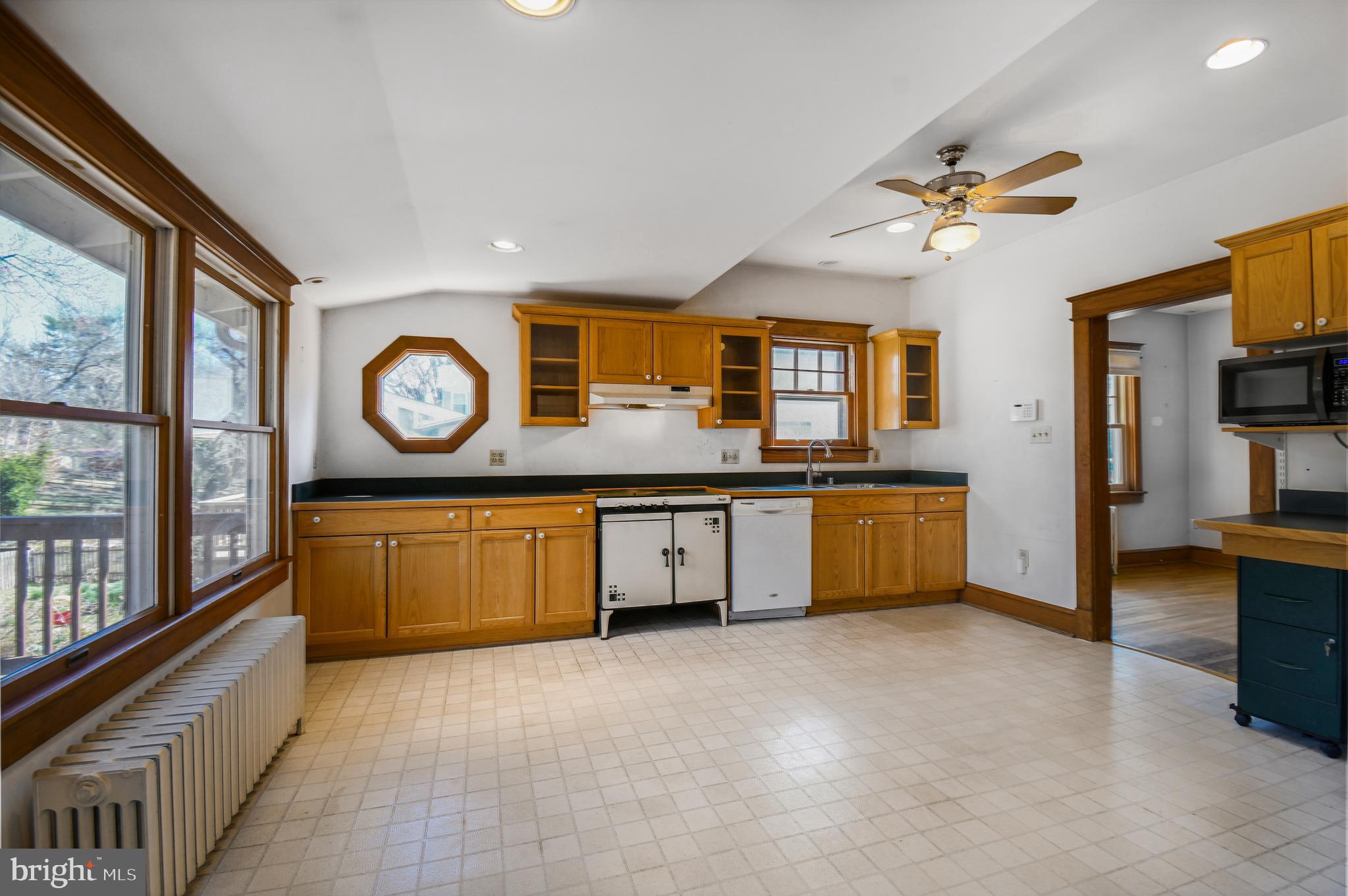 SILVER SPRING - Residential