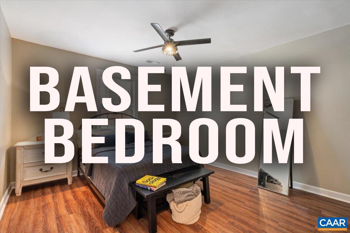 FOX HOLLOW - Residential