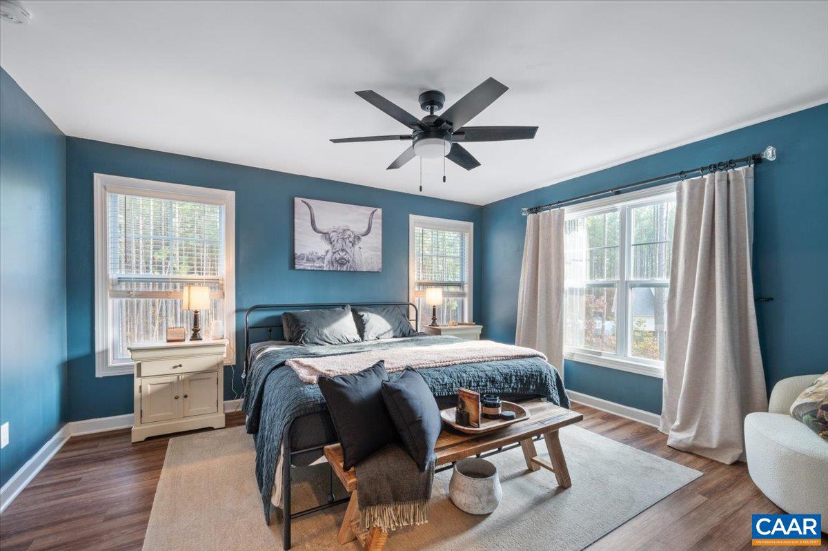 FOX HOLLOW - Residential