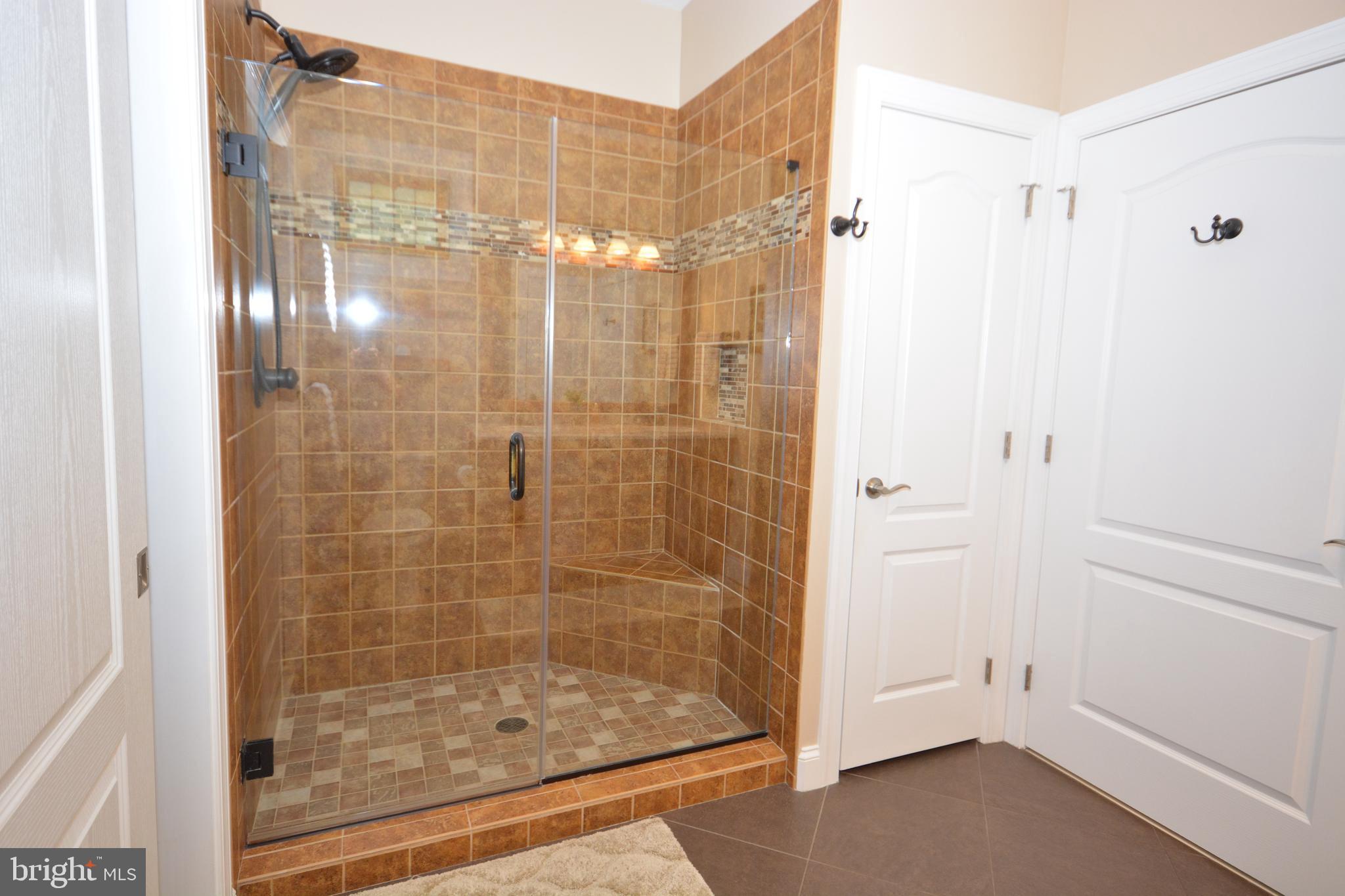 HOME TOWNE SQUARE - Residential