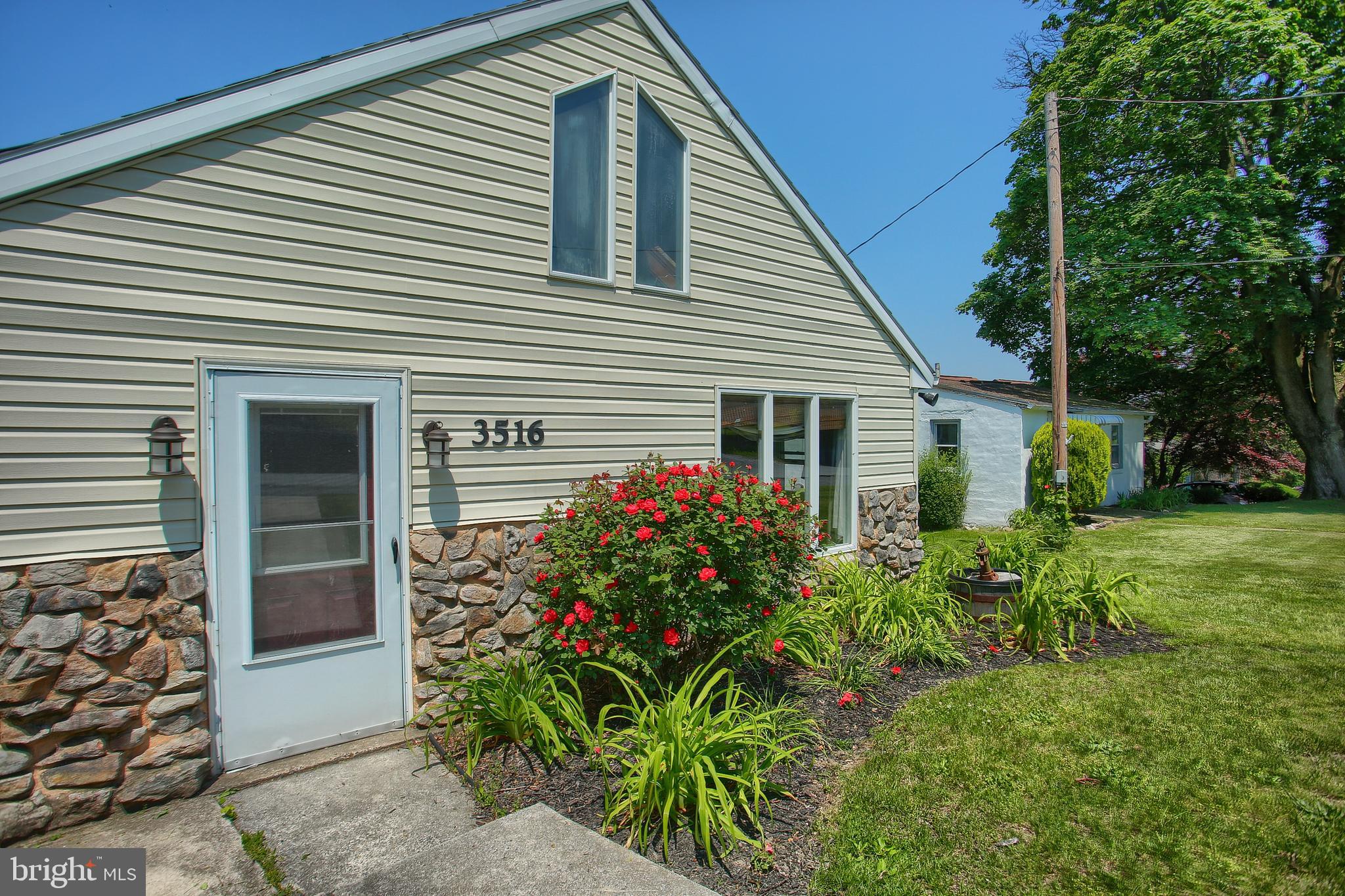 BEAUCREST - Residential