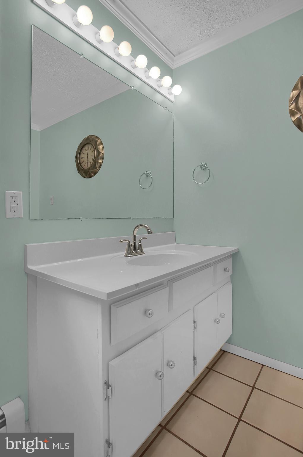 BEAUCREST - Residential