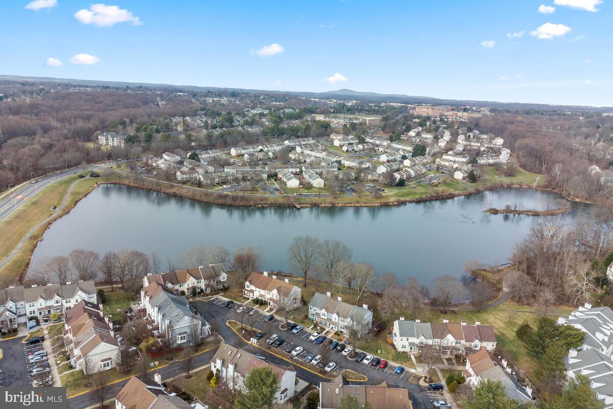 GUNNERS LAKE VILLAGE - Residential