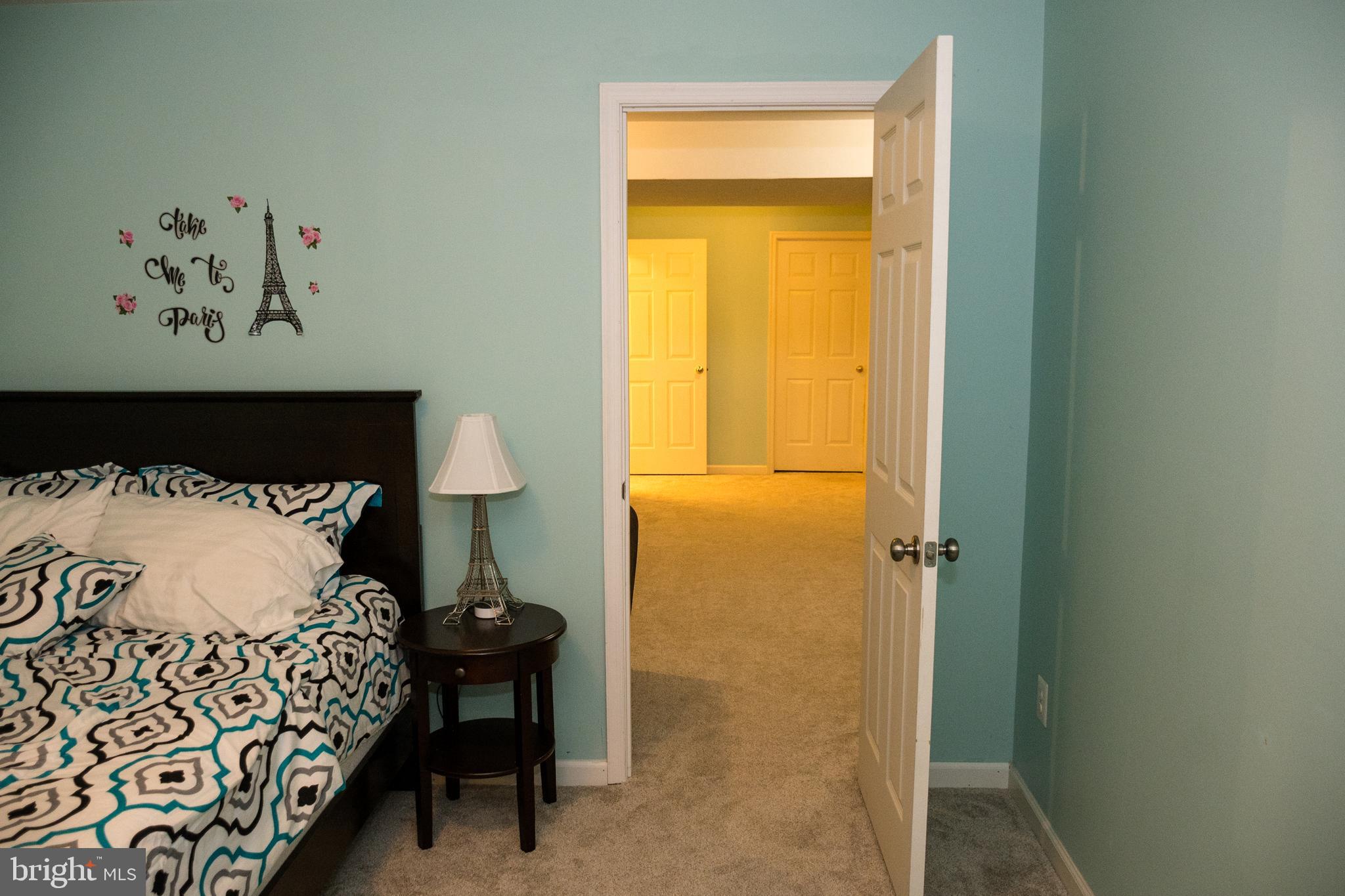 STRATFORD - Residential