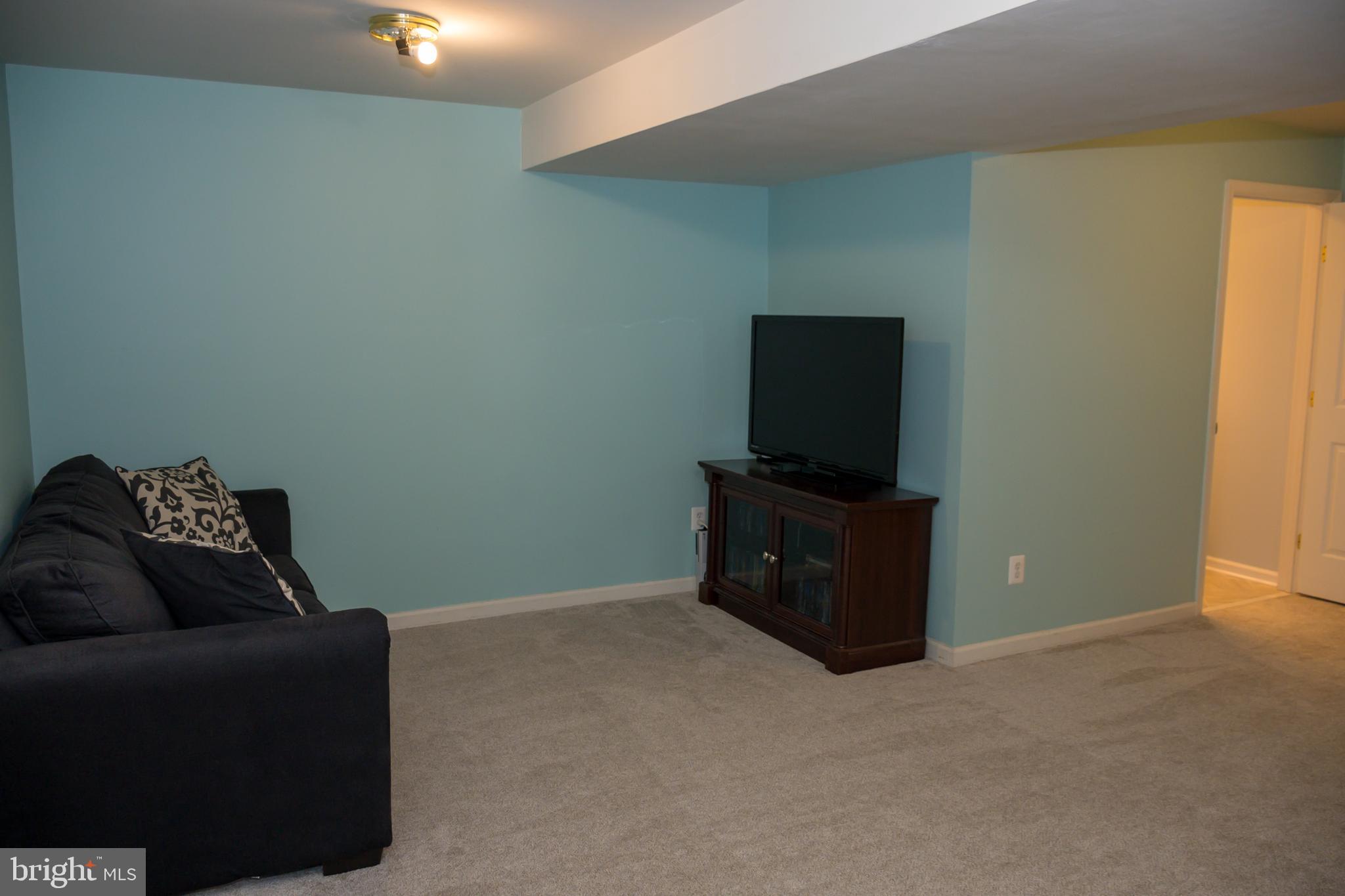 STRATFORD - Residential