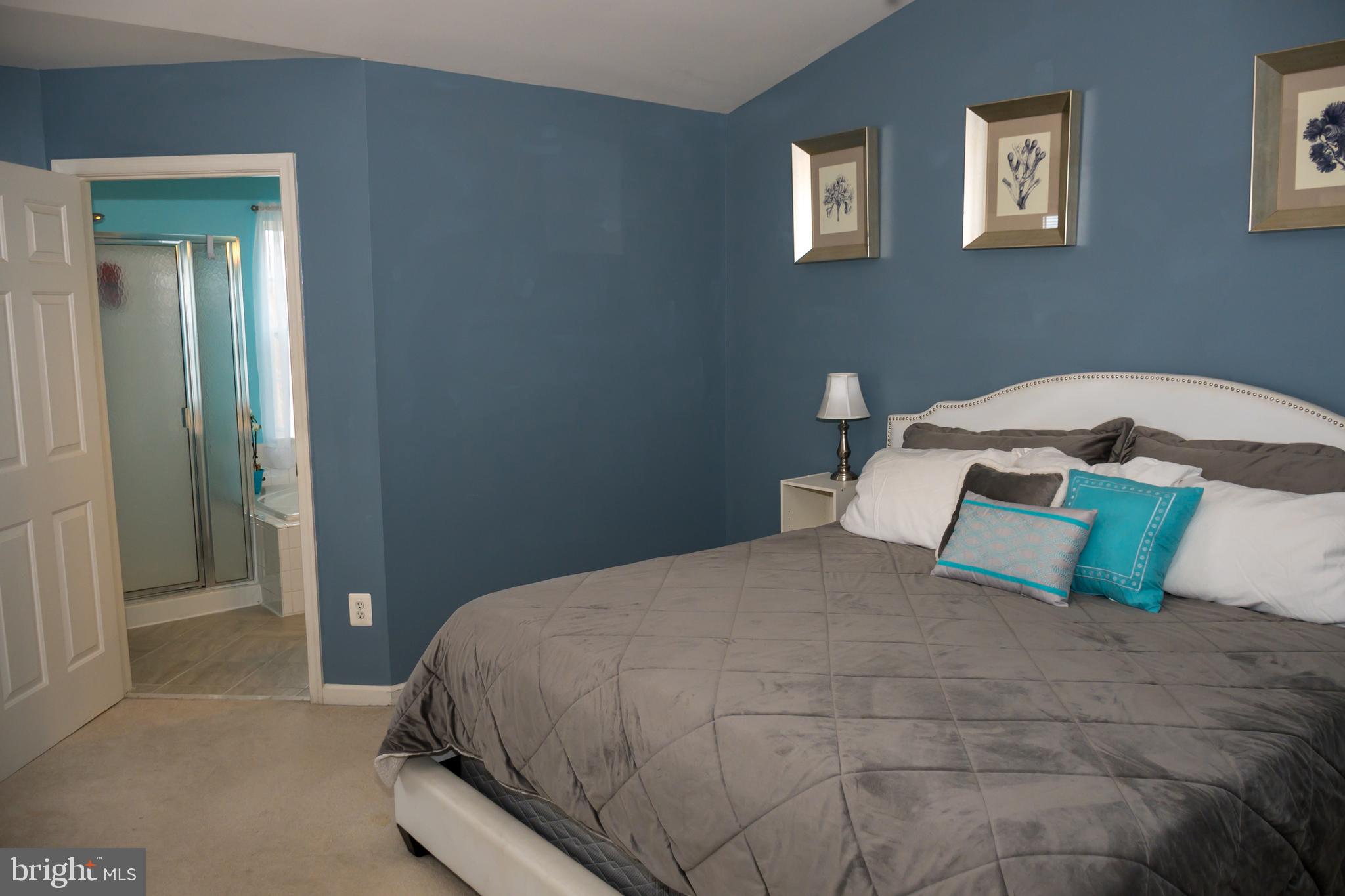 STRATFORD - Residential