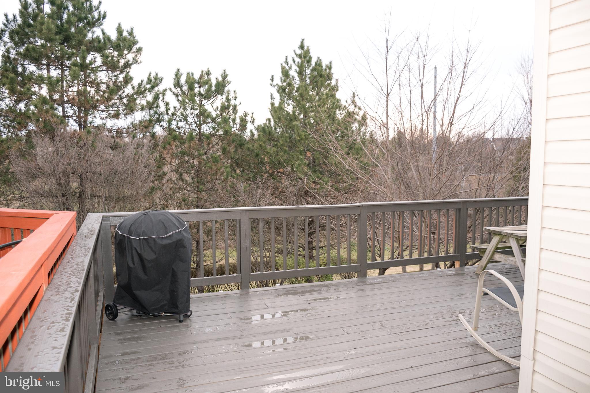 STRATFORD - Residential