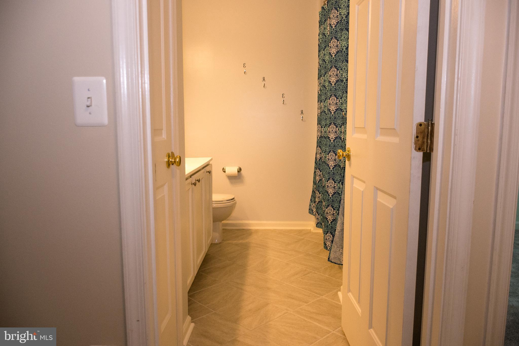 STRATFORD - Residential