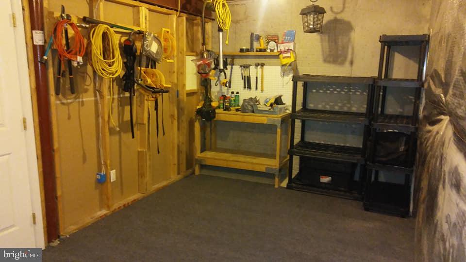 STRATFORD - Residential