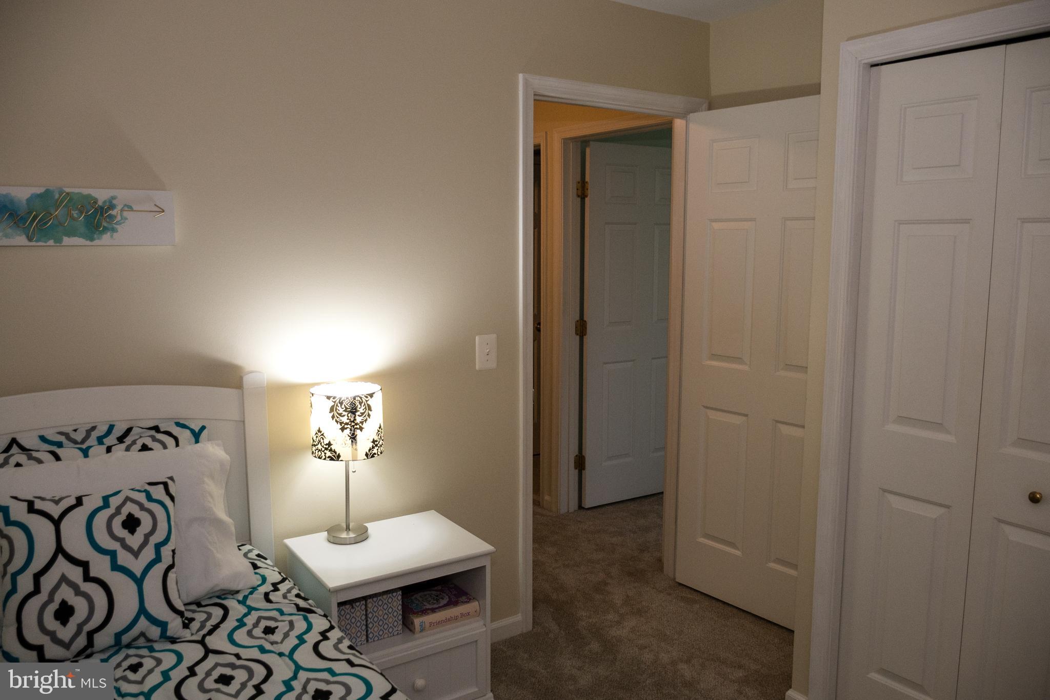 STRATFORD - Residential