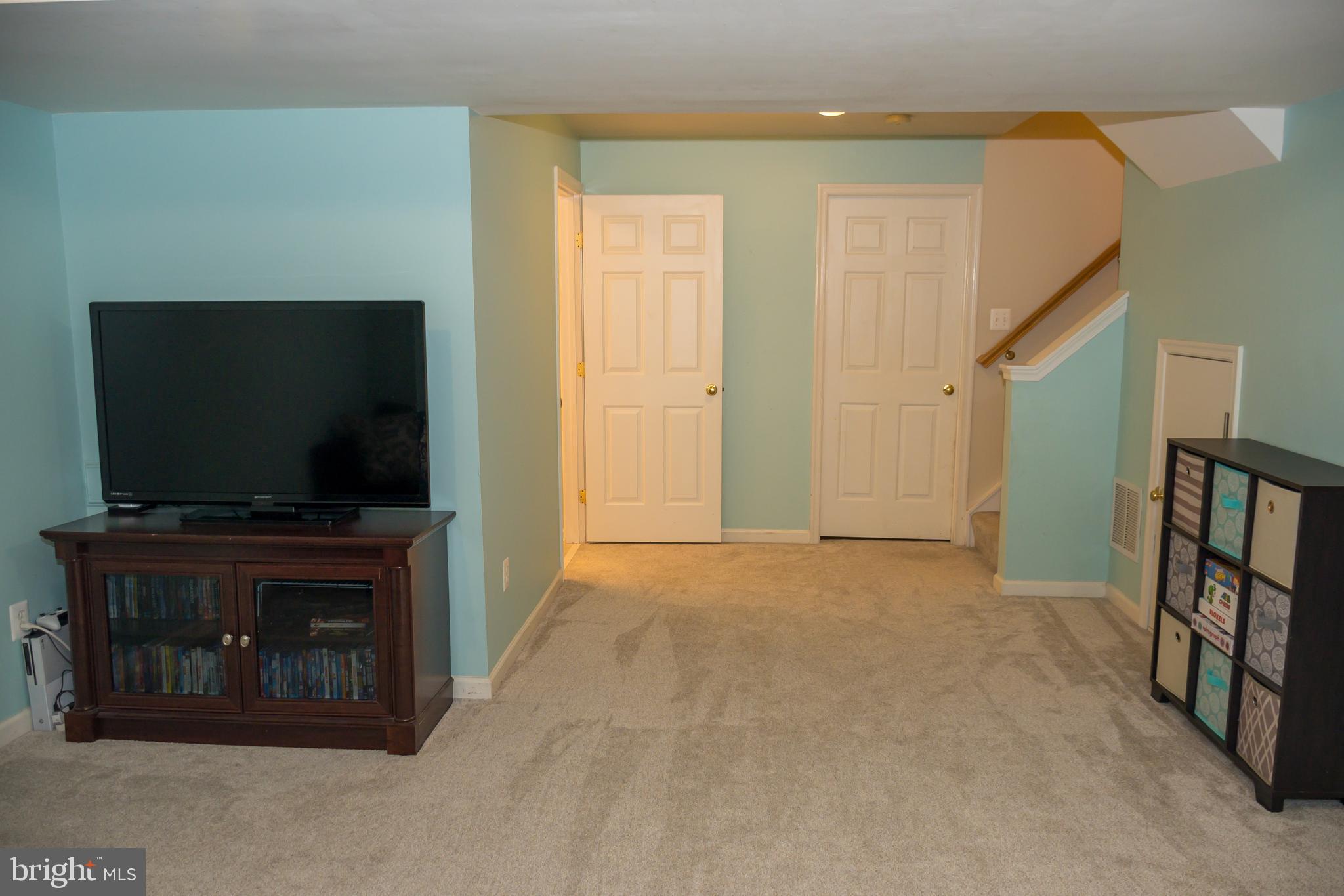 STRATFORD - Residential