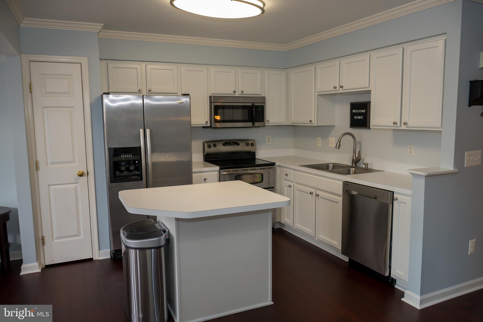 STRATFORD - Residential