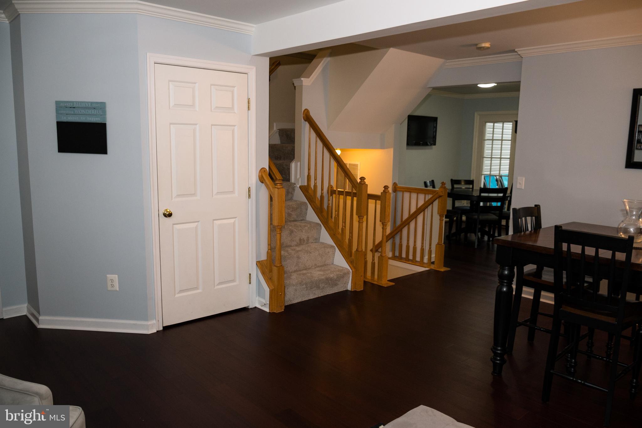 STRATFORD - Residential