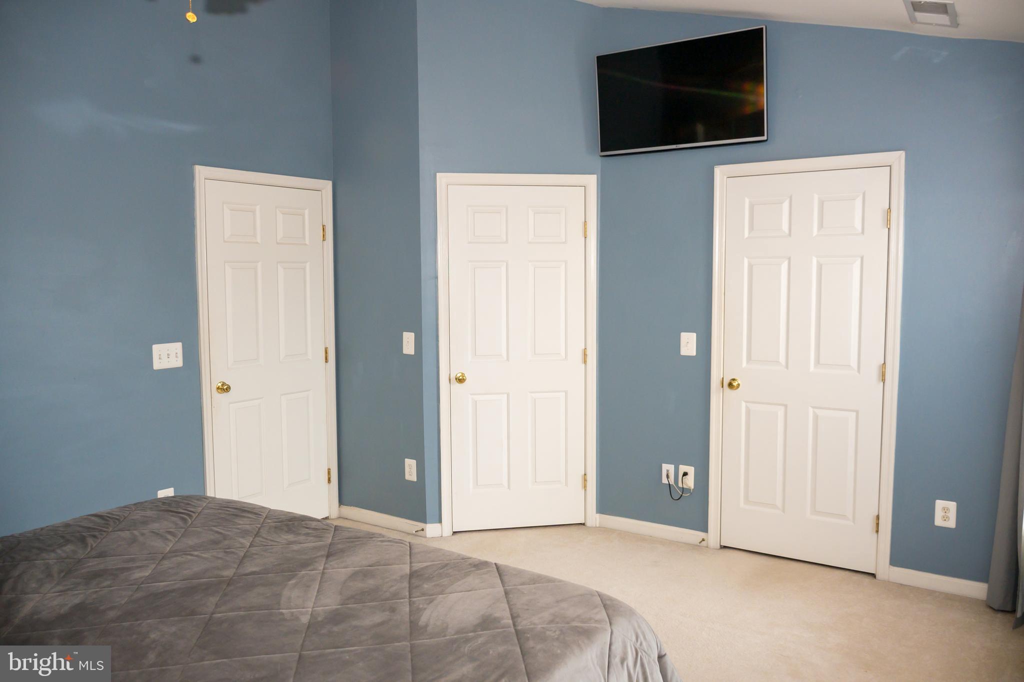 STRATFORD - Residential