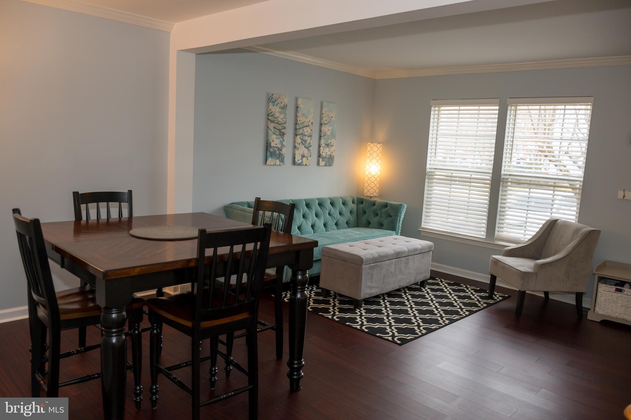 STRATFORD - Residential